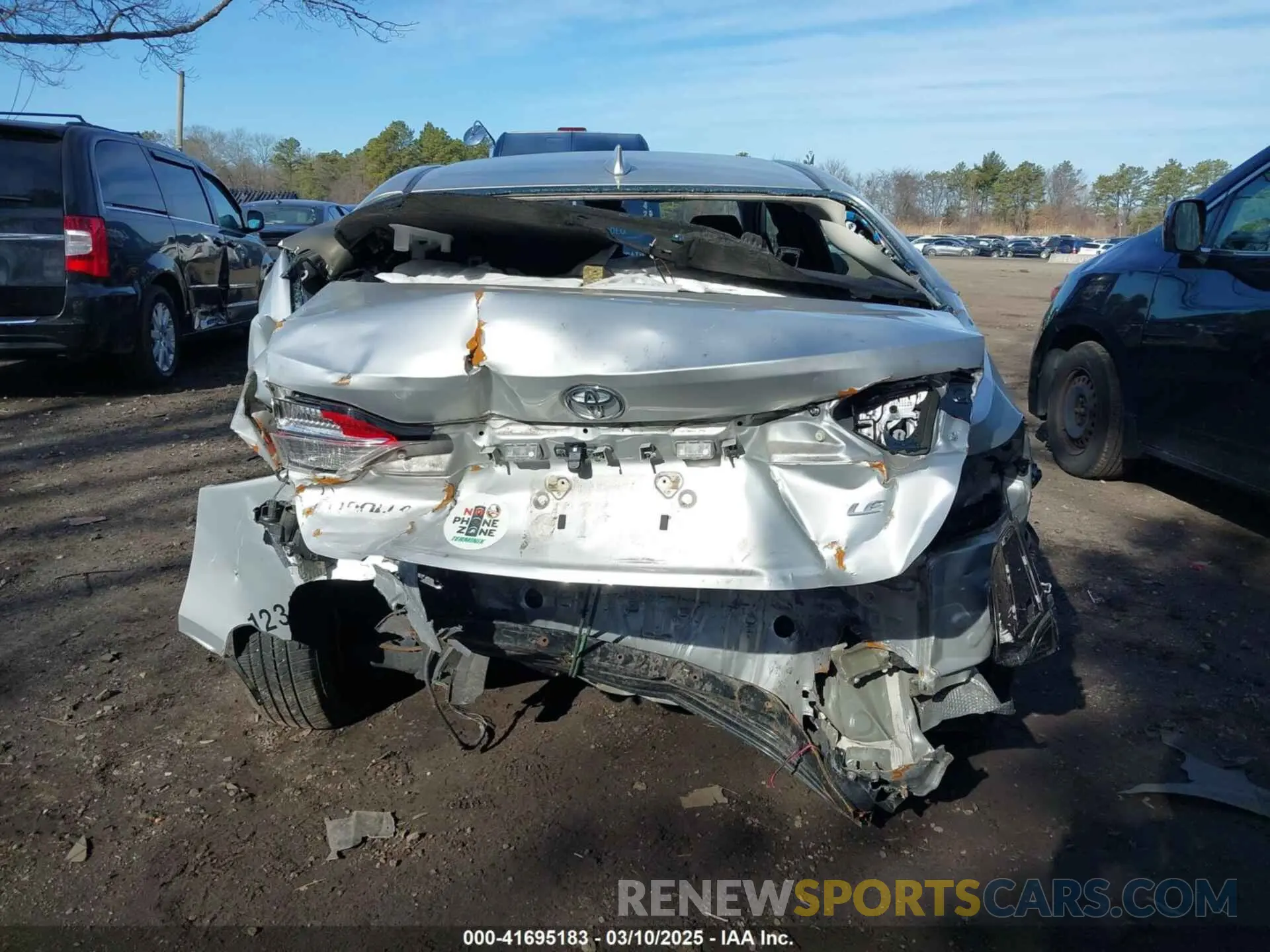 16 fotografías del automóvil dañado 5YFEPRAE9LP023156 TOYOTA COROLLA 2020