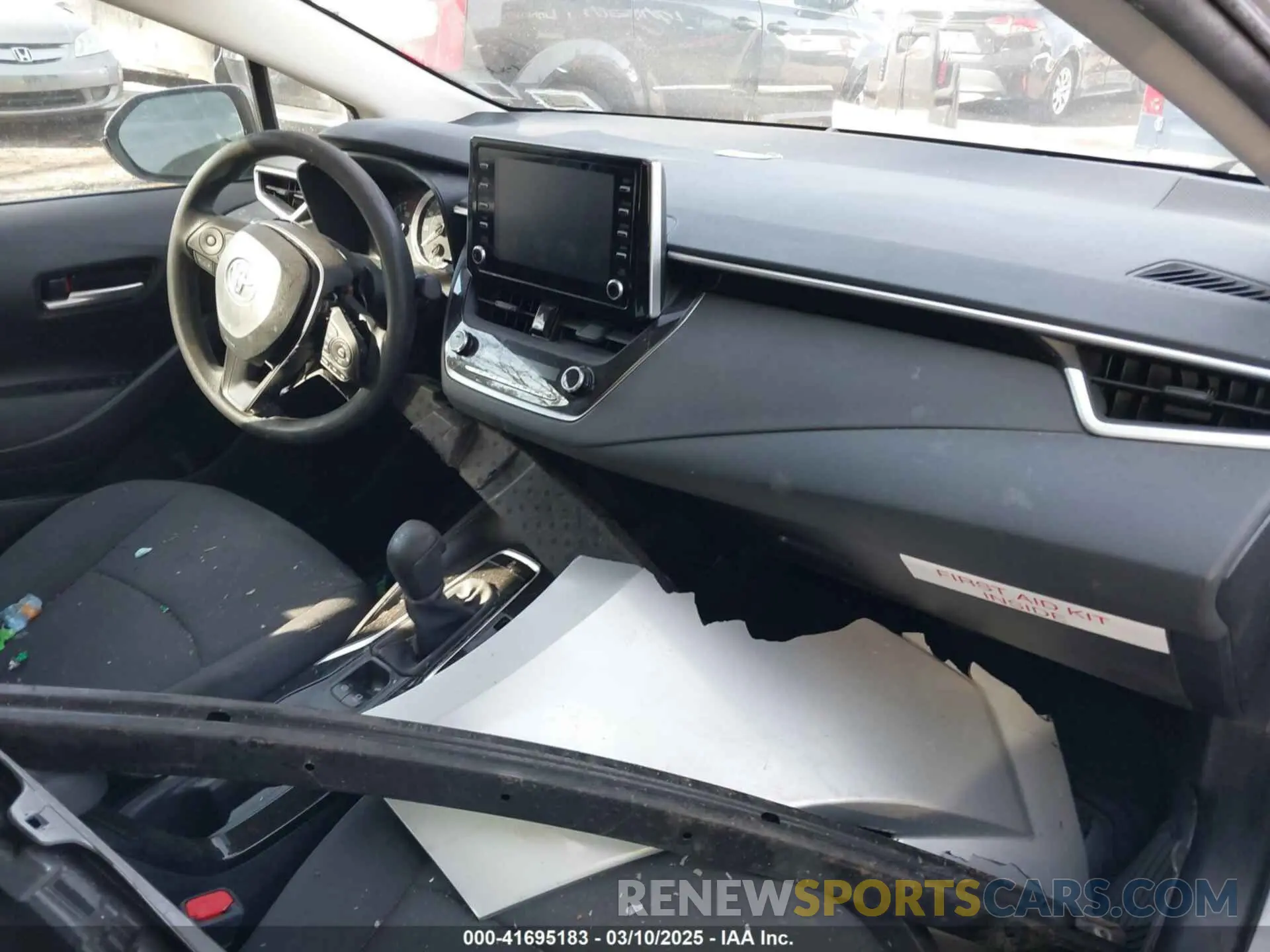 5 fotografías del automóvil dañado 5YFEPRAE9LP023156 TOYOTA COROLLA 2020