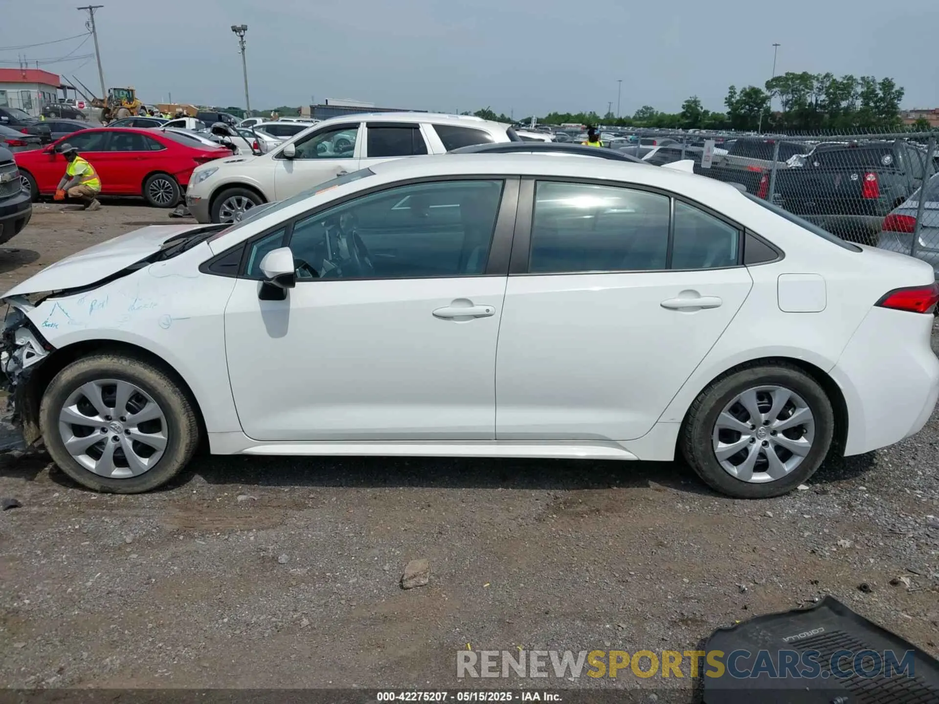 15 fotografías del automóvil dañado 5YFEPRAE9LP031354 TOYOTA COROLLA 2020