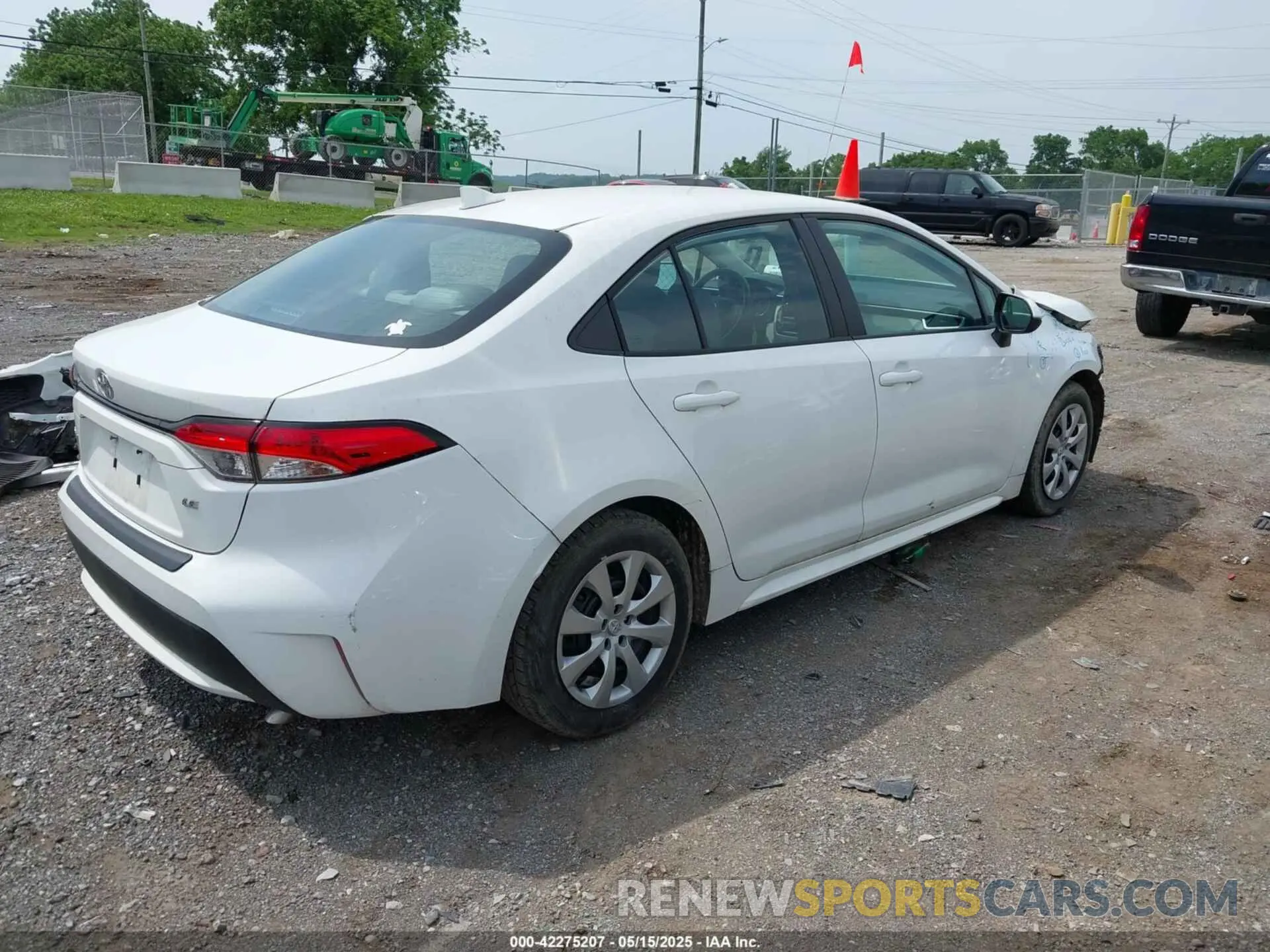 4 fotografías del automóvil dañado 5YFEPRAE9LP031354 TOYOTA COROLLA 2020