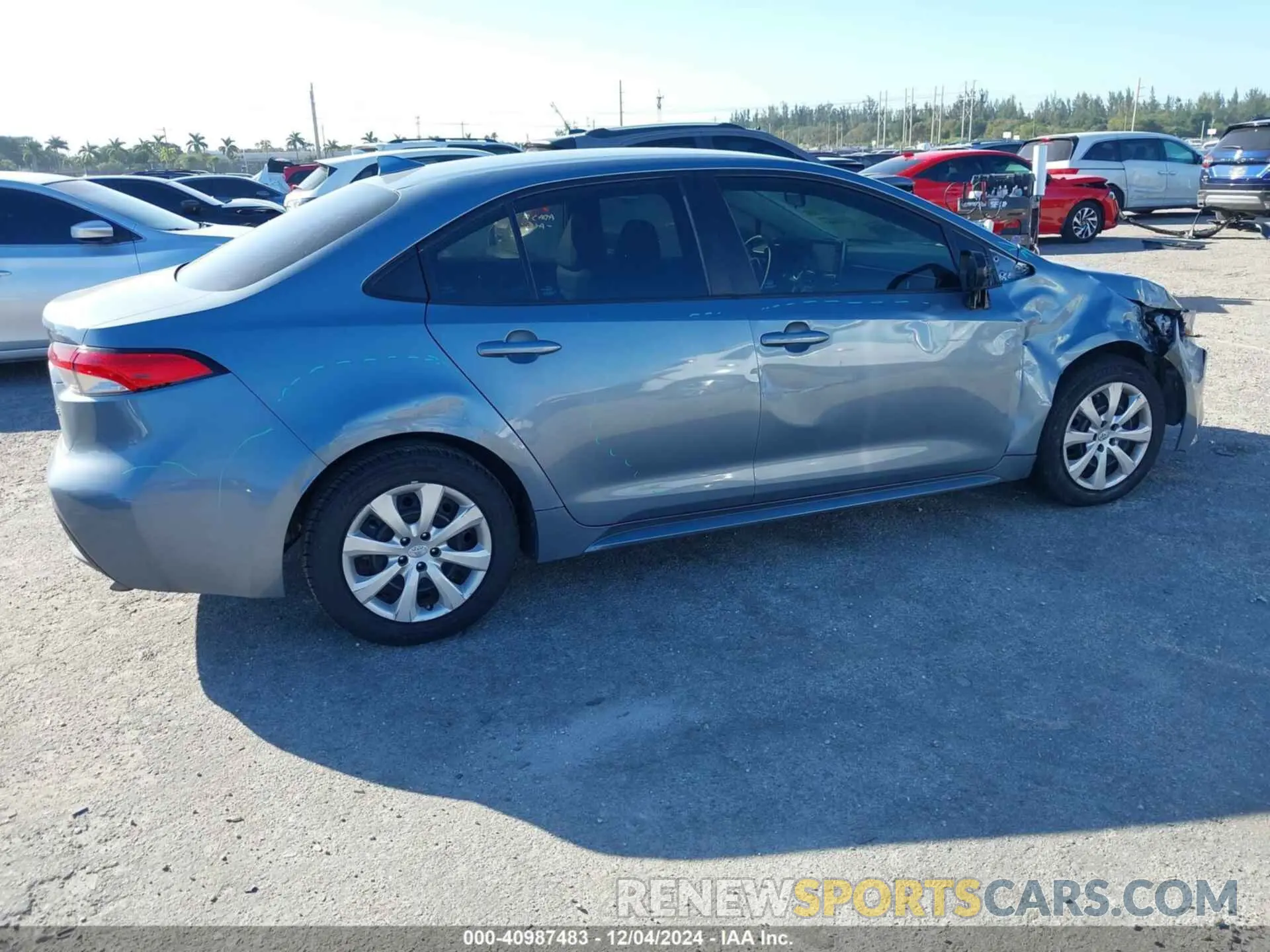 4 fotografías del automóvil dañado 5YFEPRAE9LP038093 TOYOTA COROLLA 2020