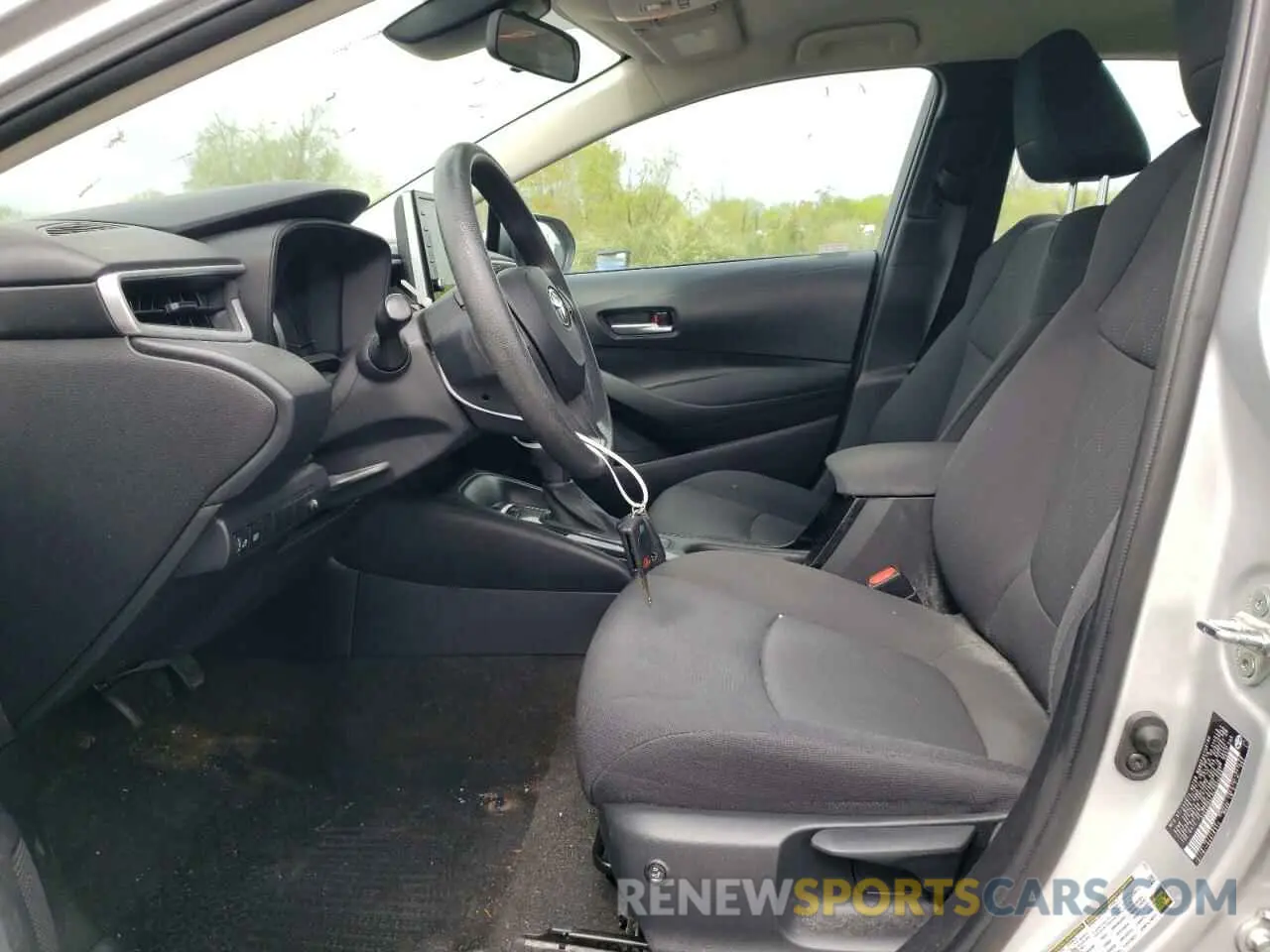 7 fotografías del automóvil dañado 5YFEPRAE9LP044699 TOYOTA COROLLA 2020