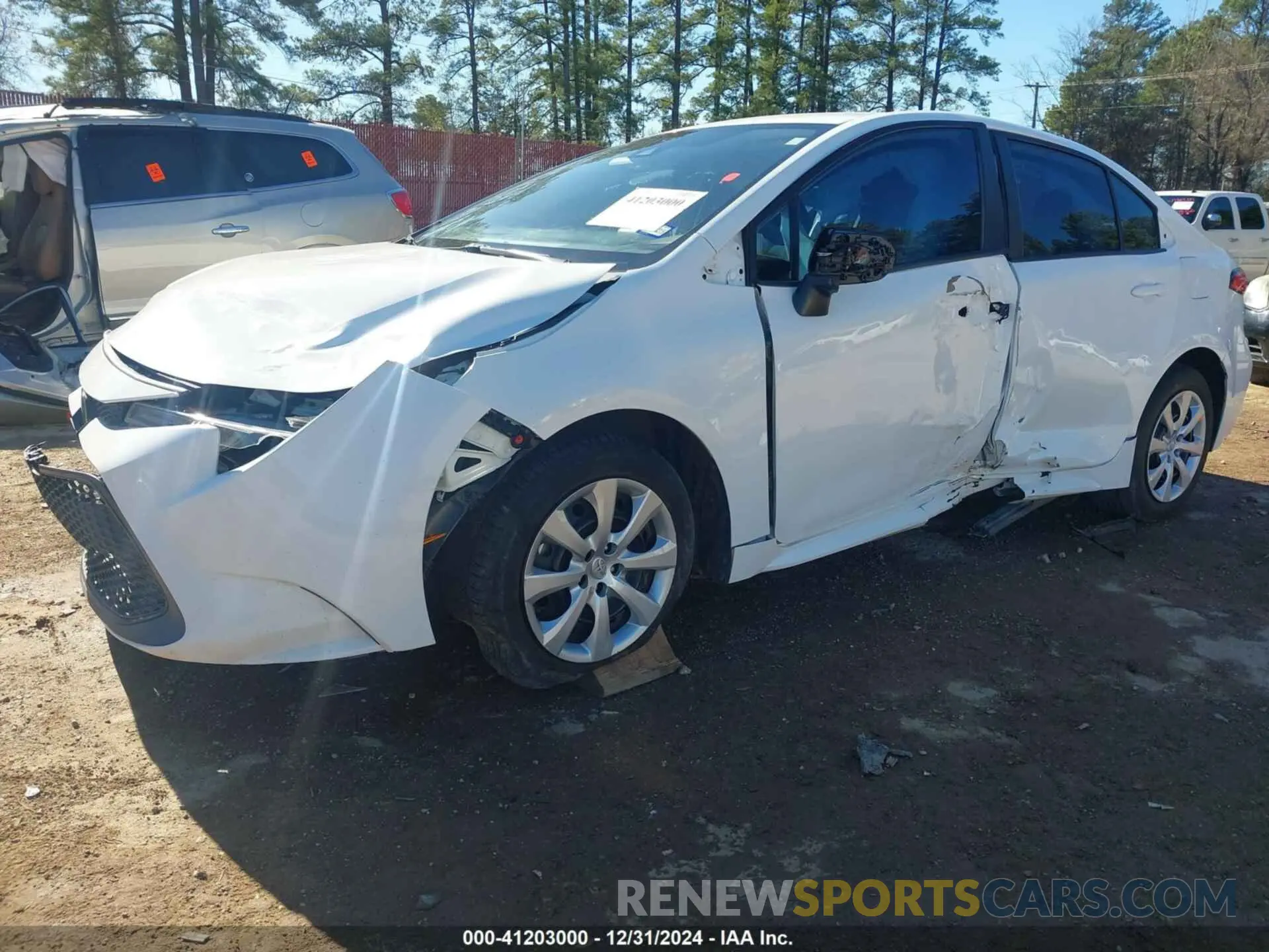 2 fotografías del automóvil dañado 5YFEPRAE9LP061003 TOYOTA COROLLA 2020