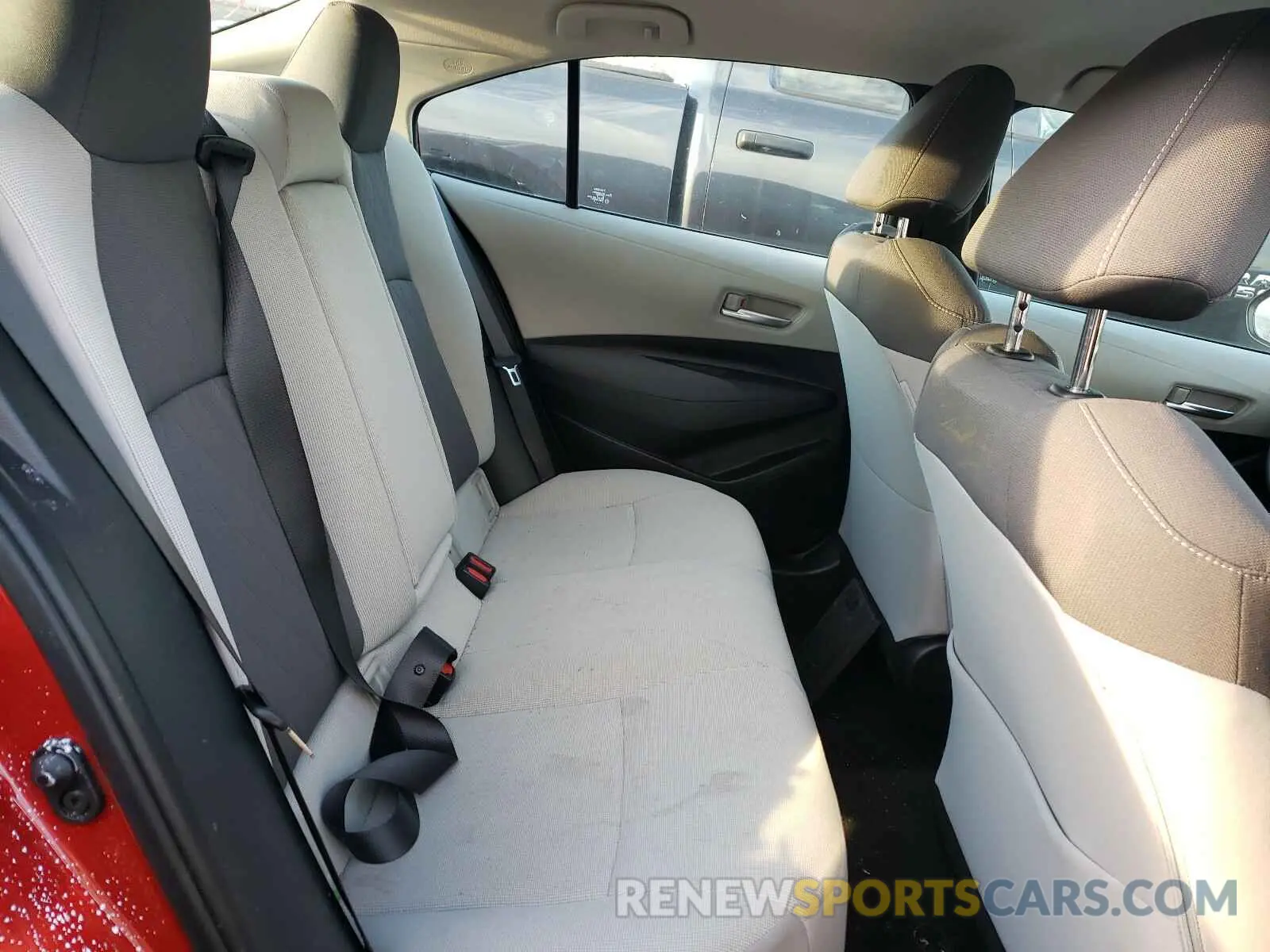 6 fotografías del automóvil dañado 5YFEPRAE9LP068260 TOYOTA COROLLA 2020