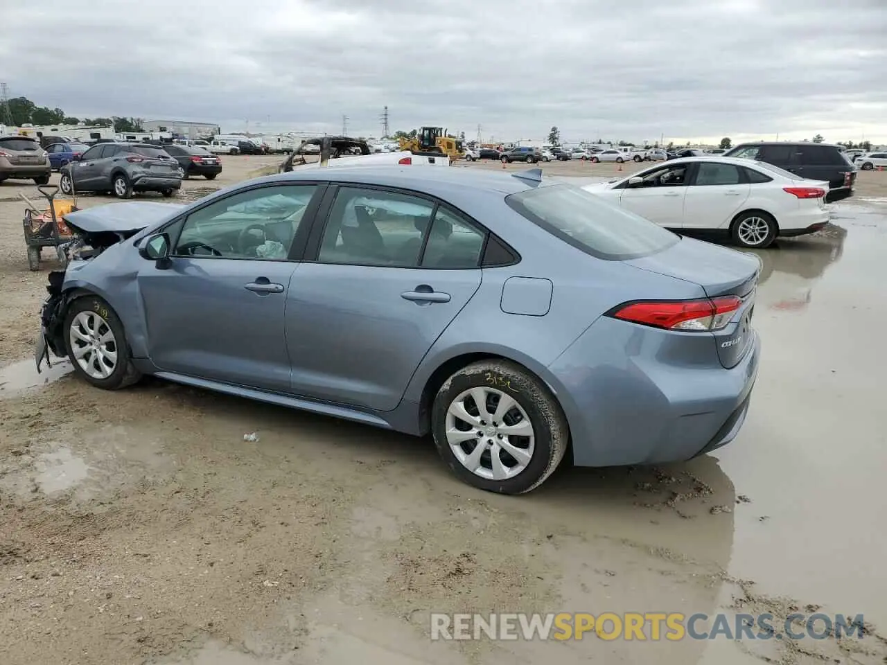 2 fotografías del automóvil dañado 5YFEPRAE9LP071434 TOYOTA COROLLA 2020