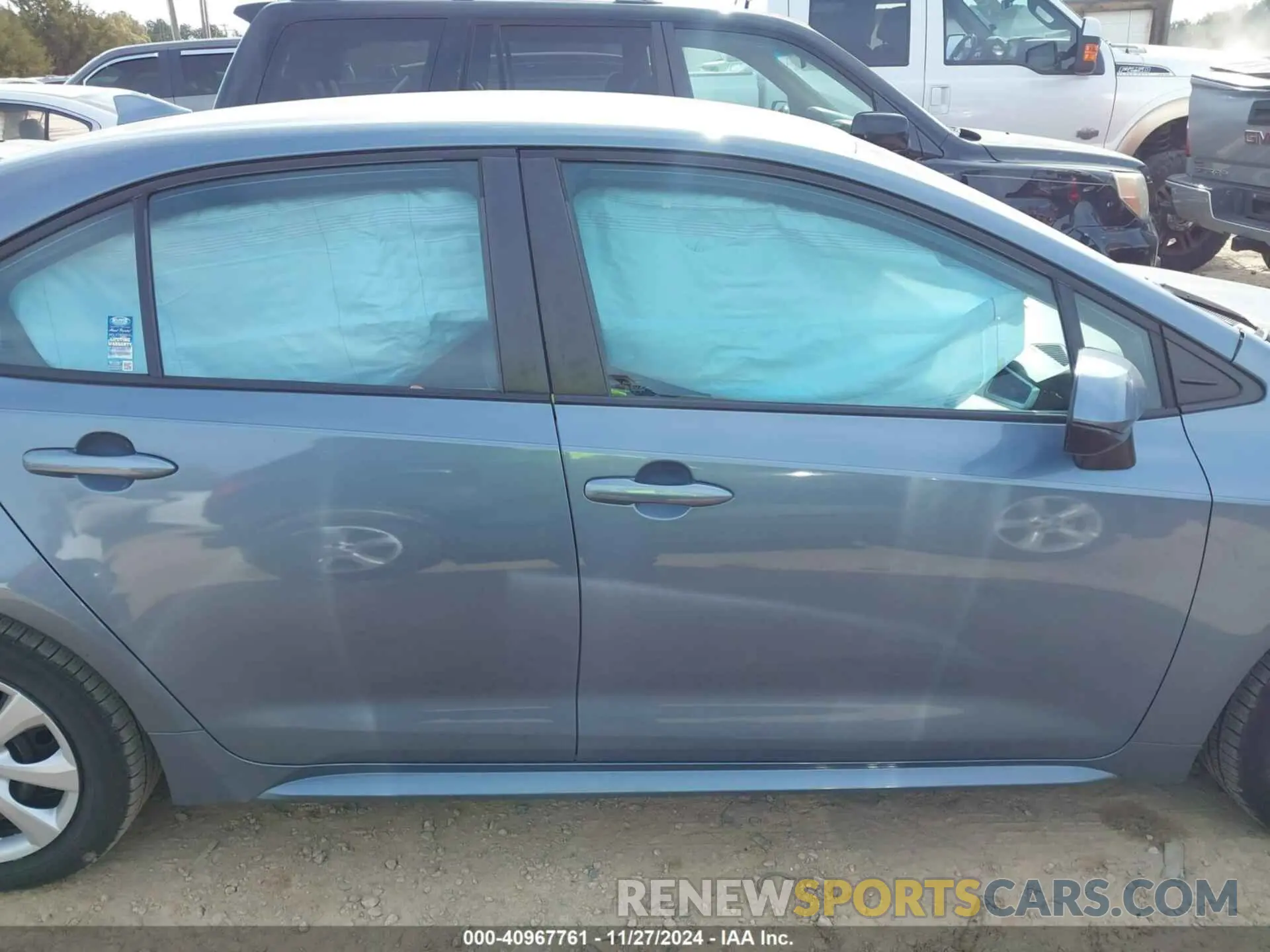 13 fotografías del automóvil dañado 5YFEPRAE9LP078626 TOYOTA COROLLA 2020
