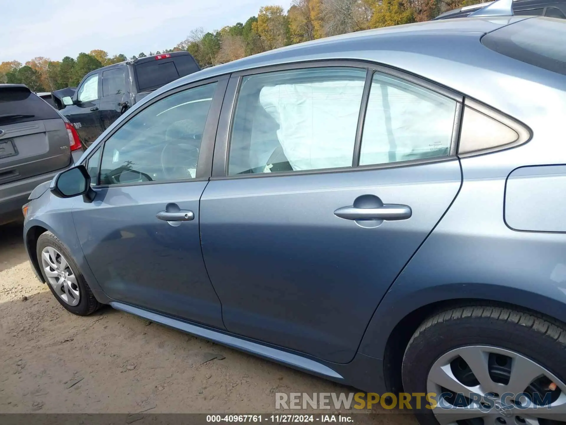 14 fotografías del automóvil dañado 5YFEPRAE9LP078626 TOYOTA COROLLA 2020