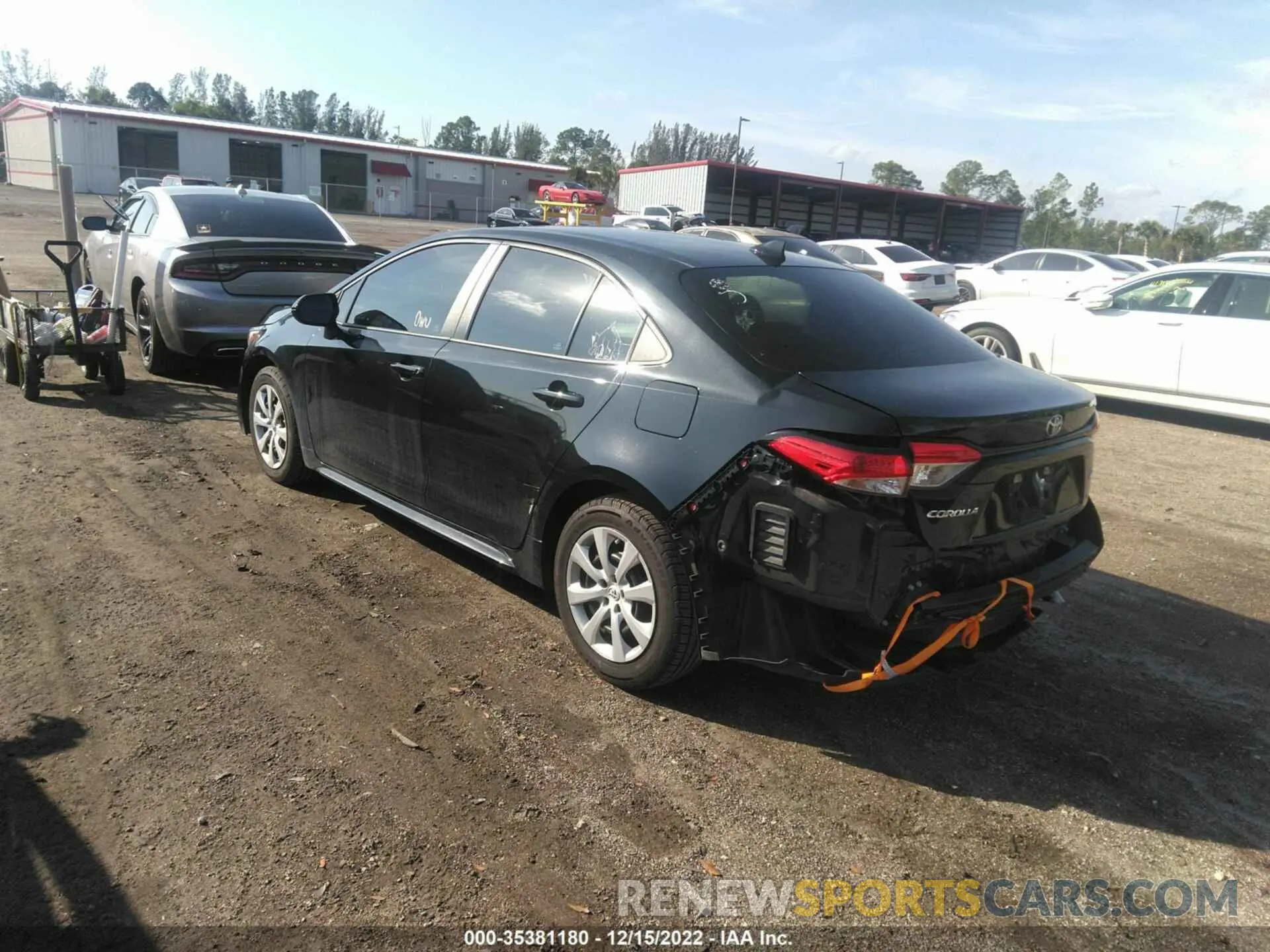 3 fotografías del automóvil dañado 5YFEPRAE9LP082255 TOYOTA COROLLA 2020