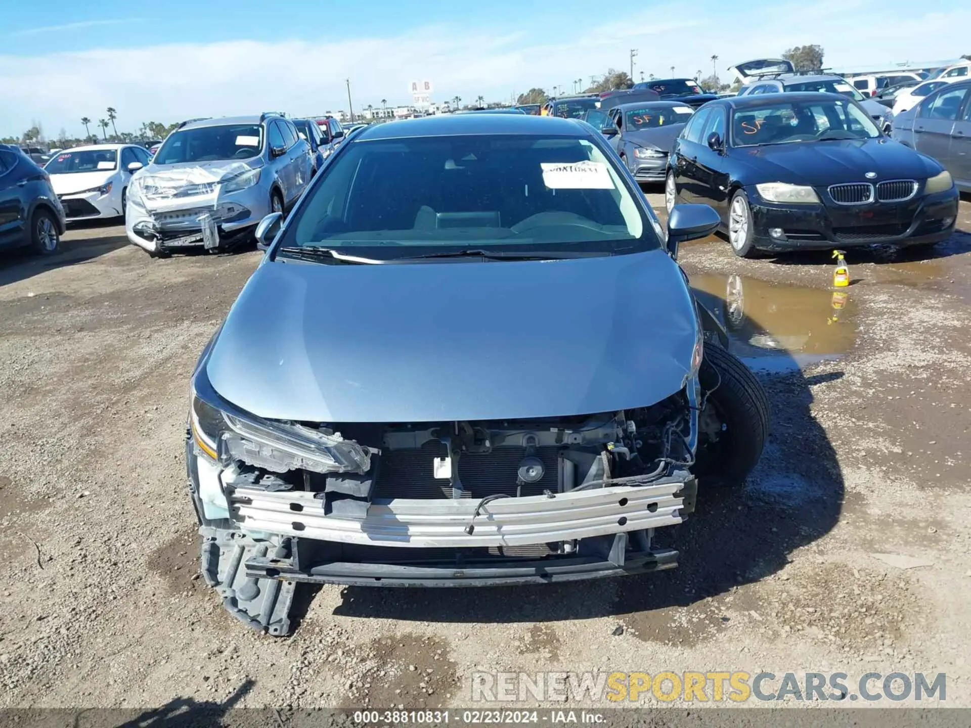 13 fotografías del automóvil dañado 5YFEPRAE9LP115321 TOYOTA COROLLA 2020