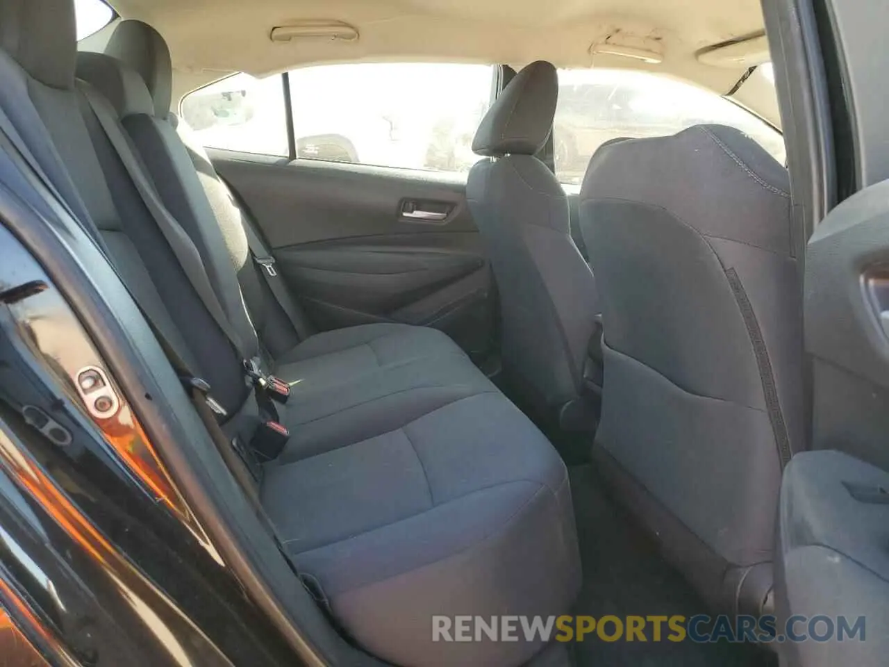 10 fotografías del automóvil dañado 5YFEPRAE9LP116274 TOYOTA COROLLA 2020