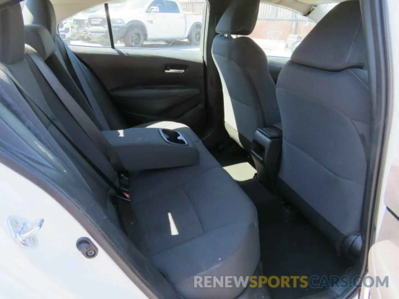 6 fotografías del automóvil dañado 5YFEPRAE9LP117585 TOYOTA COROLLA 2020