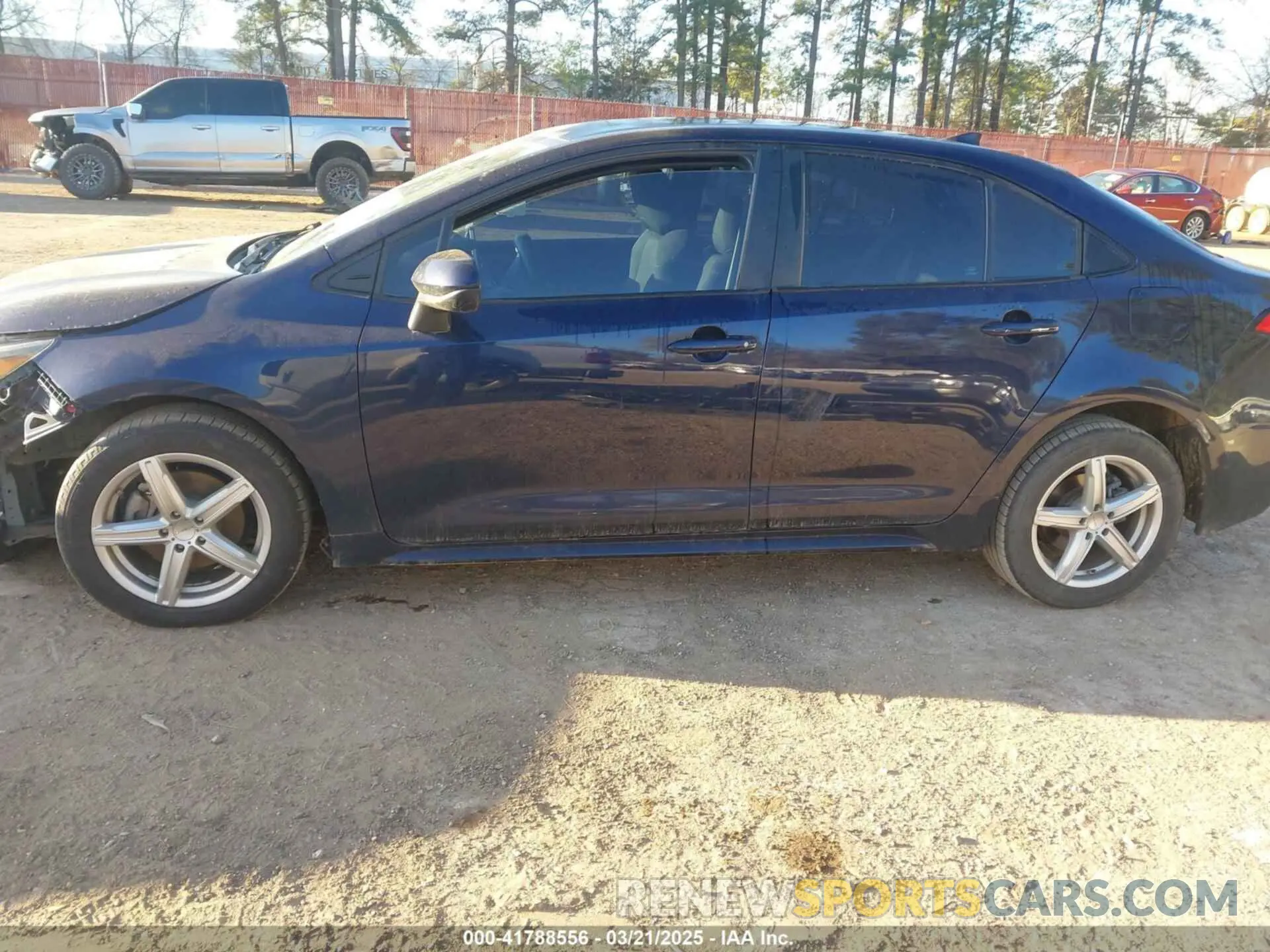 15 fotografías del automóvil dañado 5YFEPRAE9LP124228 TOYOTA COROLLA 2020