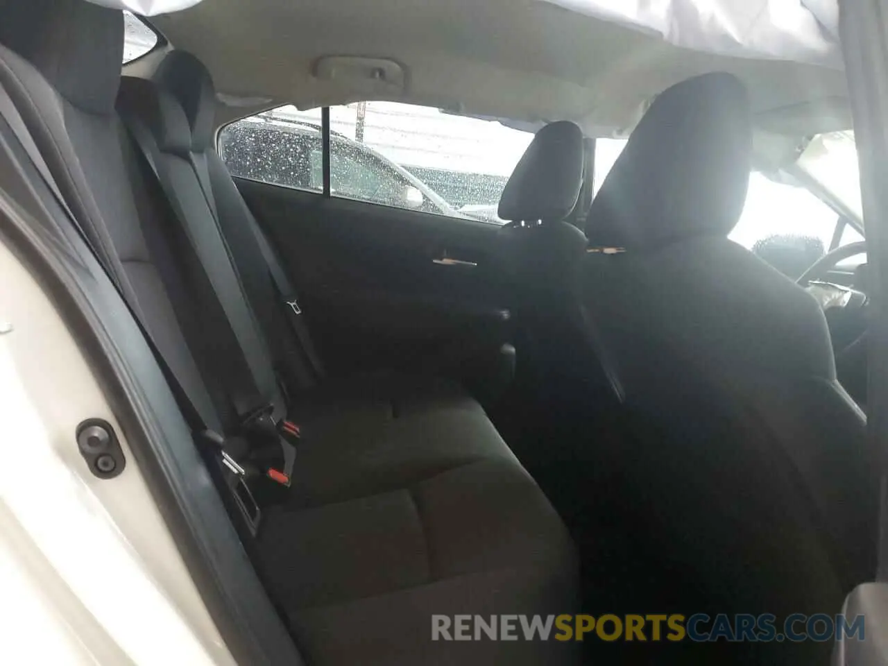10 fotografías del automóvil dañado 5YFEPRAE9LP130773 TOYOTA COROLLA 2020