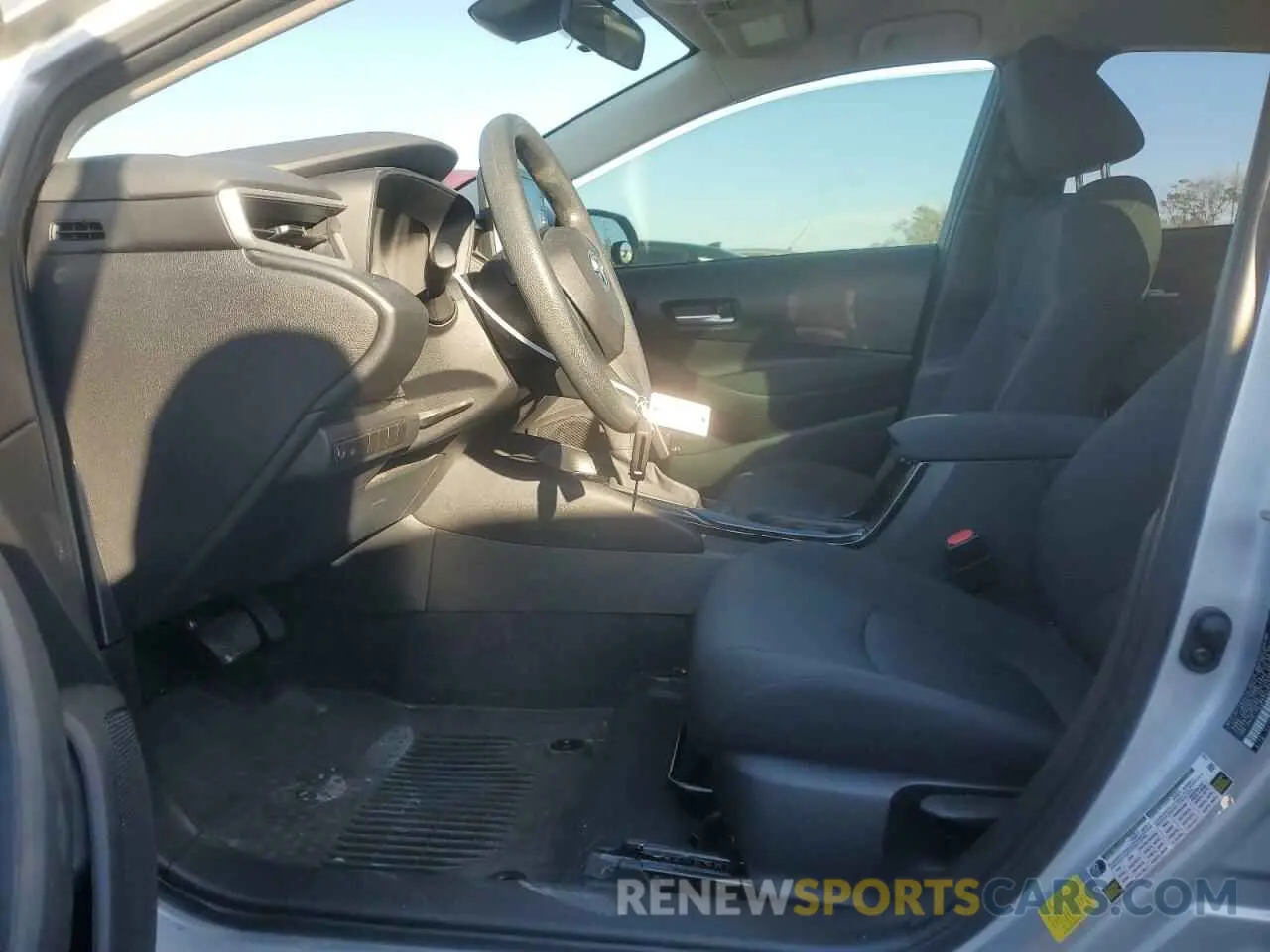 7 fotografías del automóvil dañado 5YFEPRAE9LP134323 TOYOTA COROLLA 2020