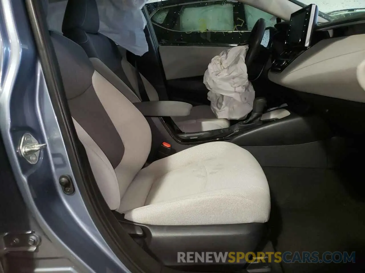 5 fotografías del automóvil dañado 5YFEPRAEXLP011629 TOYOTA COROLLA 2020