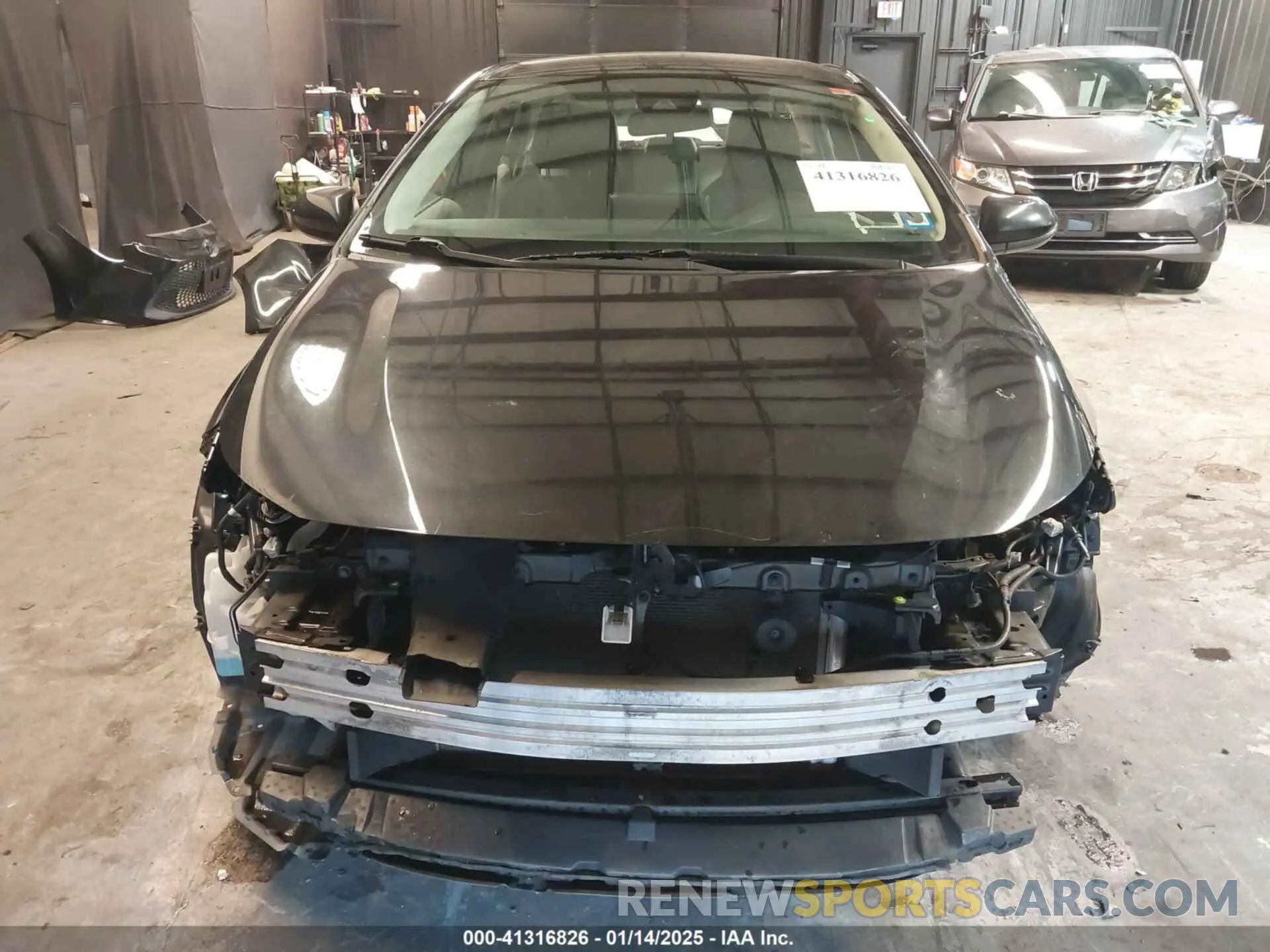 13 fotografías del automóvil dañado 5YFEPRAEXLP012487 TOYOTA COROLLA 2020
