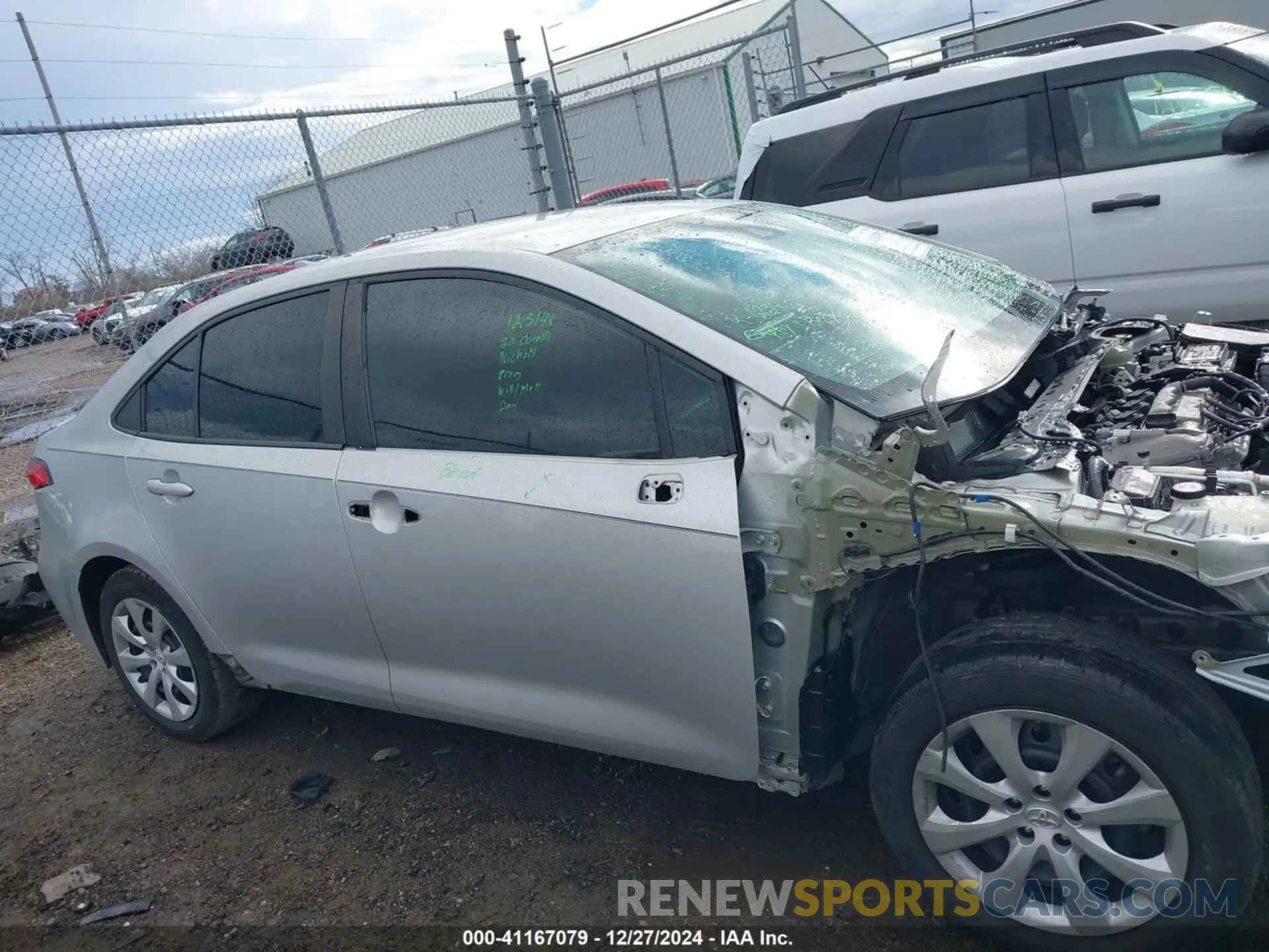14 fotografías del automóvil dañado 5YFEPRAEXLP013963 TOYOTA COROLLA 2020