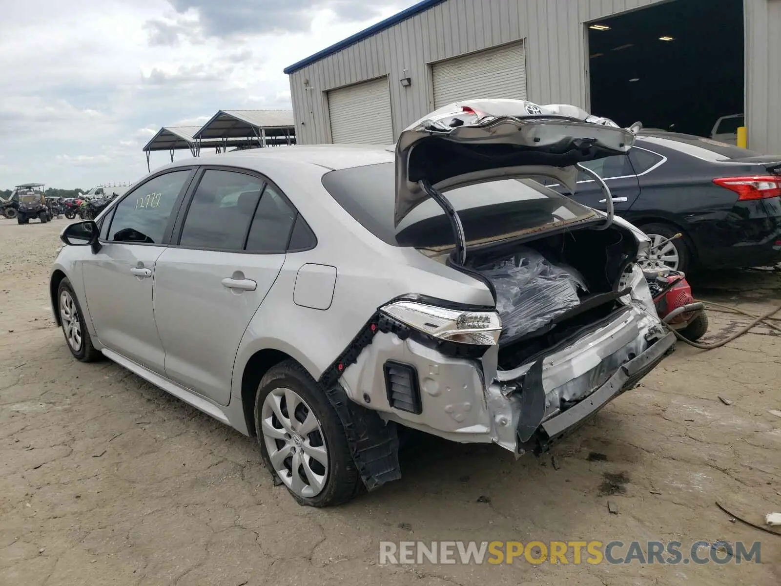 3 fotografías del automóvil dañado 5YFEPRAEXLP031394 TOYOTA COROLLA 2020