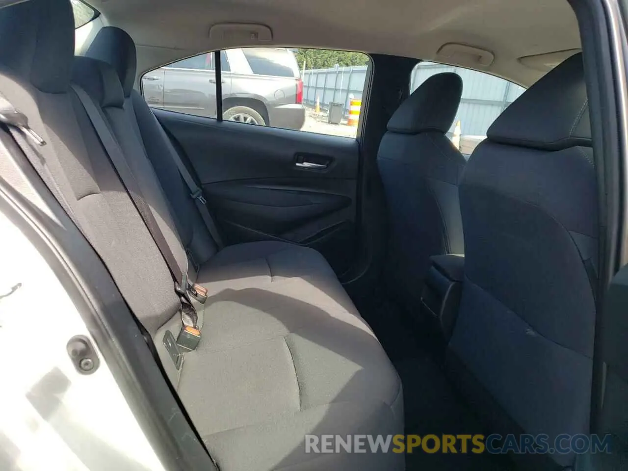 10 fotografías del automóvil dañado 5YFEPRAEXLP051208 TOYOTA COROLLA 2020