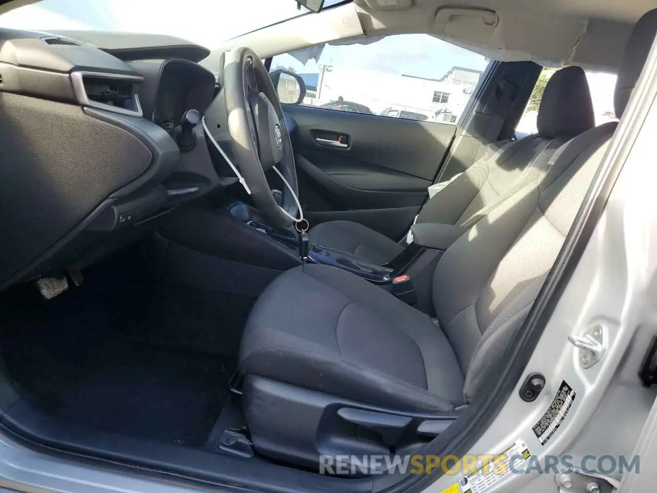 7 fotografías del automóvil dañado 5YFEPRAEXLP061995 TOYOTA COROLLA 2020