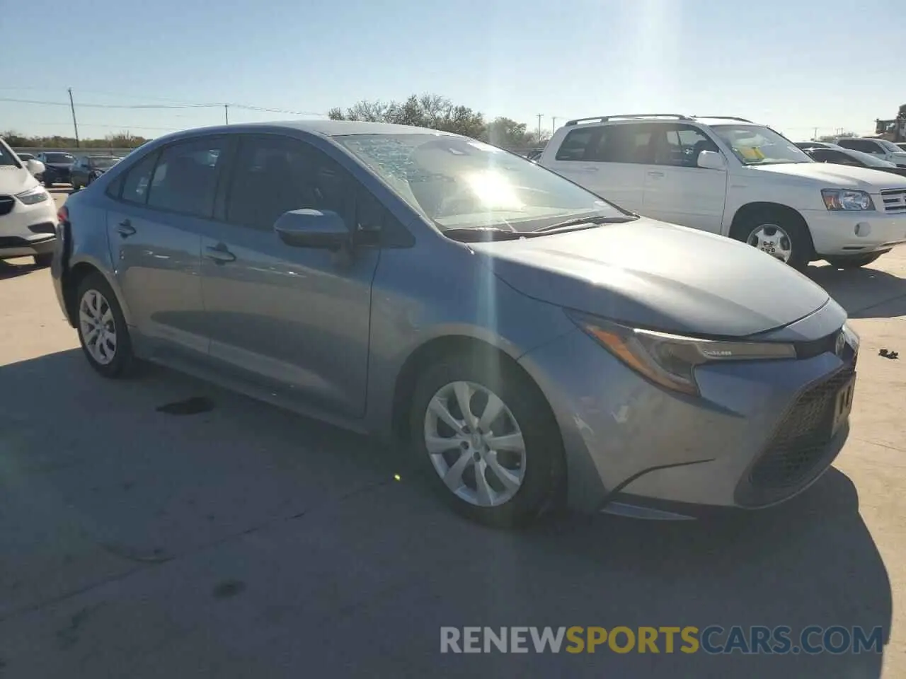 4 fotografías del automóvil dañado 5YFEPRAEXLP070695 TOYOTA COROLLA 2020