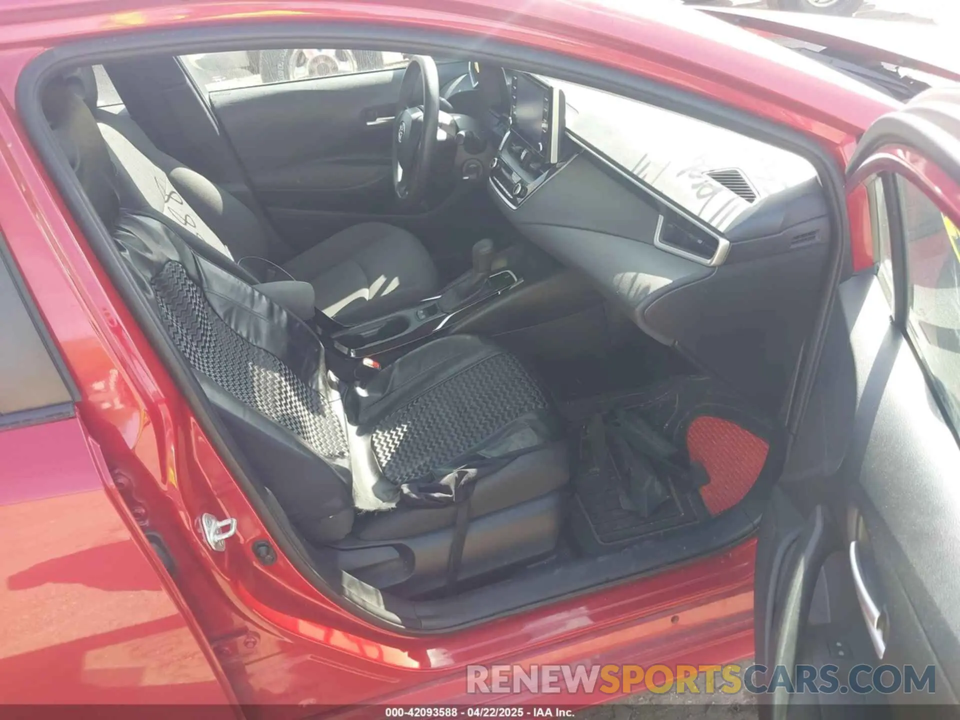 5 fotografías del automóvil dañado 5YFEPRAEXLP073676 TOYOTA COROLLA 2020