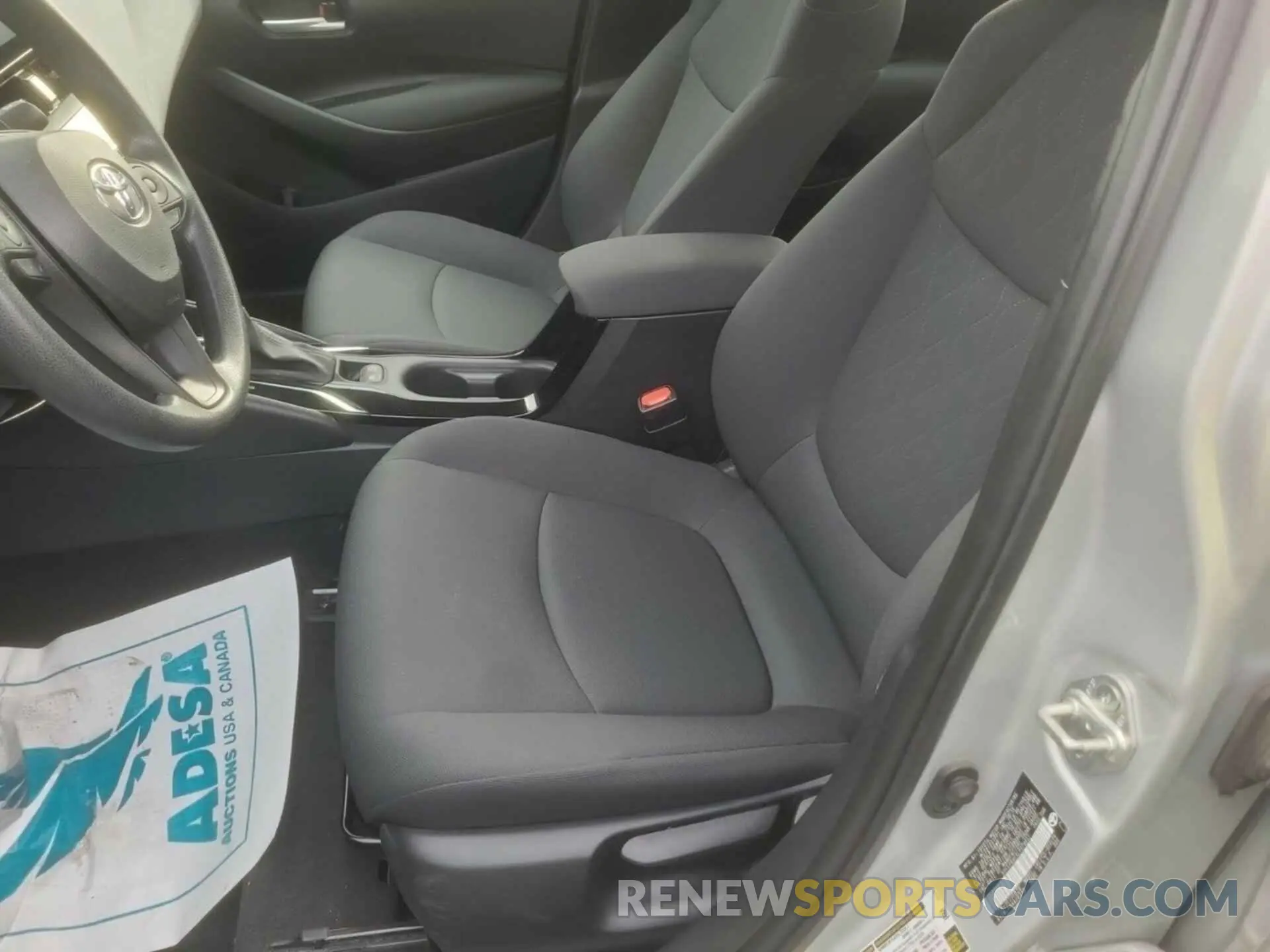 13 fotografías del automóvil dañado 5YFEPRAEXLP078652 TOYOTA COROLLA 2020