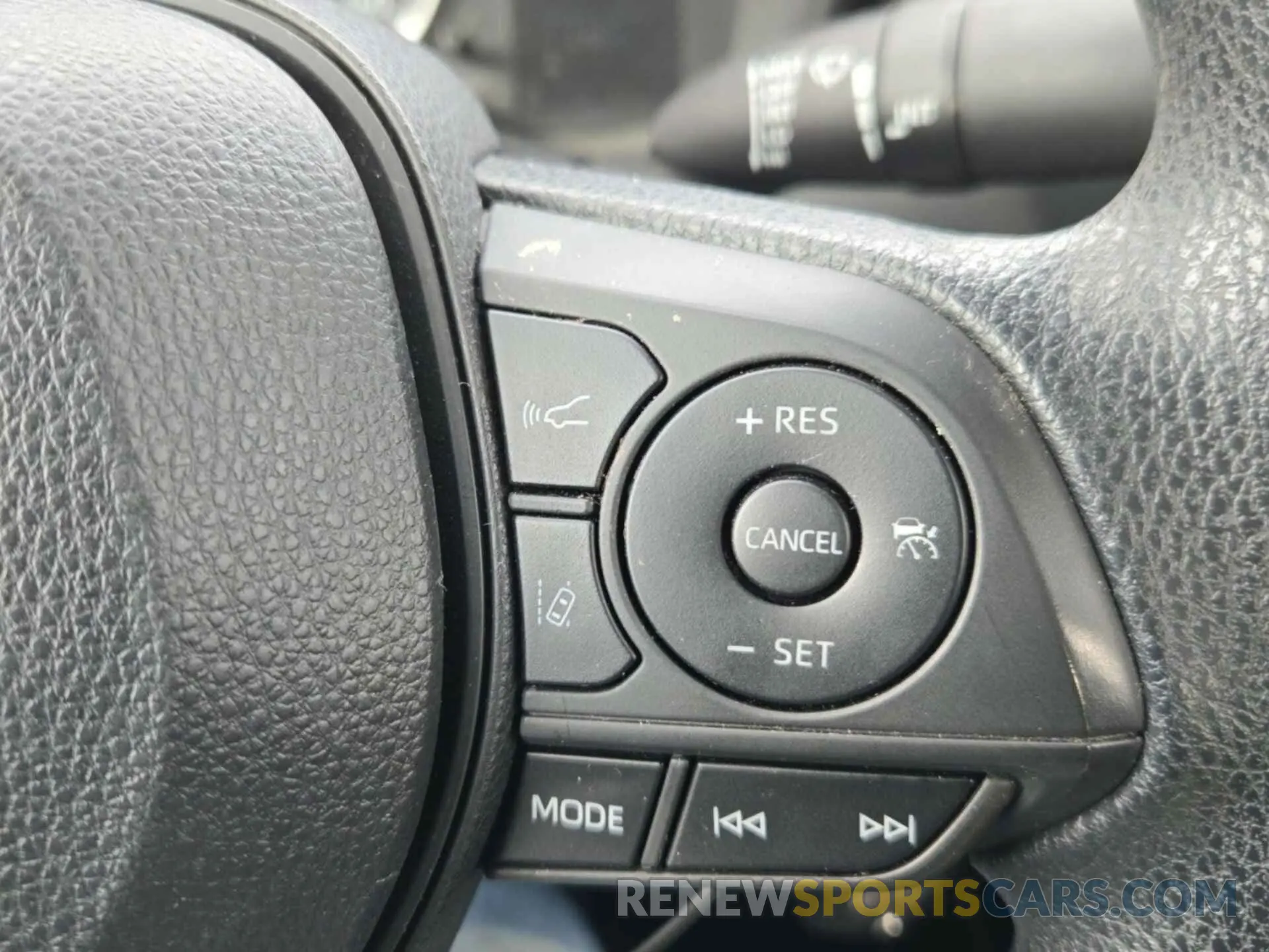 39 fotografías del automóvil dañado 5YFEPRAEXLP078652 TOYOTA COROLLA 2020