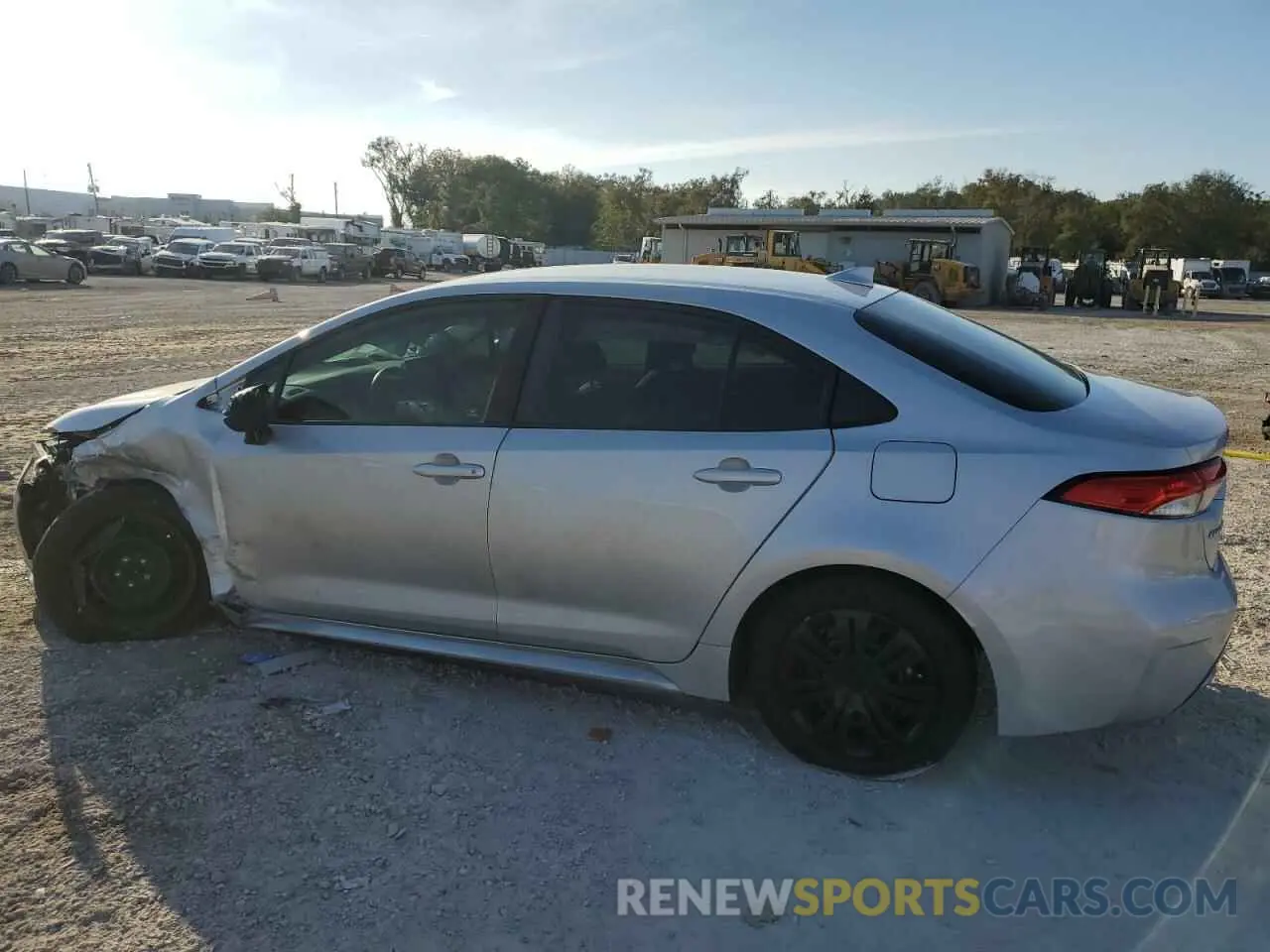 2 fotografías del automóvil dañado 5YFEPRAEXLP082085 TOYOTA COROLLA 2020
