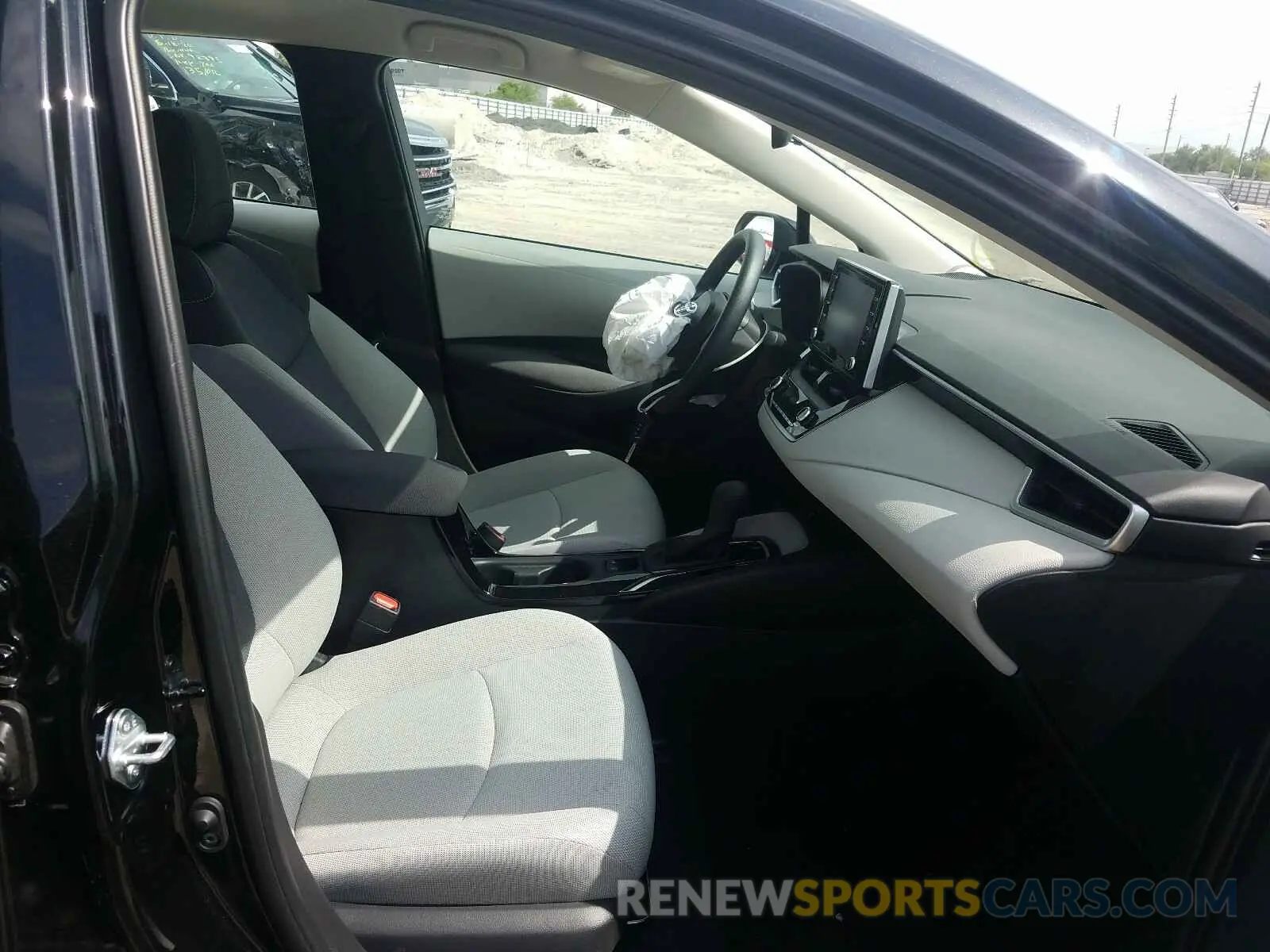 5 fotografías del automóvil dañado 5YFEPRAEXLP083642 TOYOTA COROLLA 2020