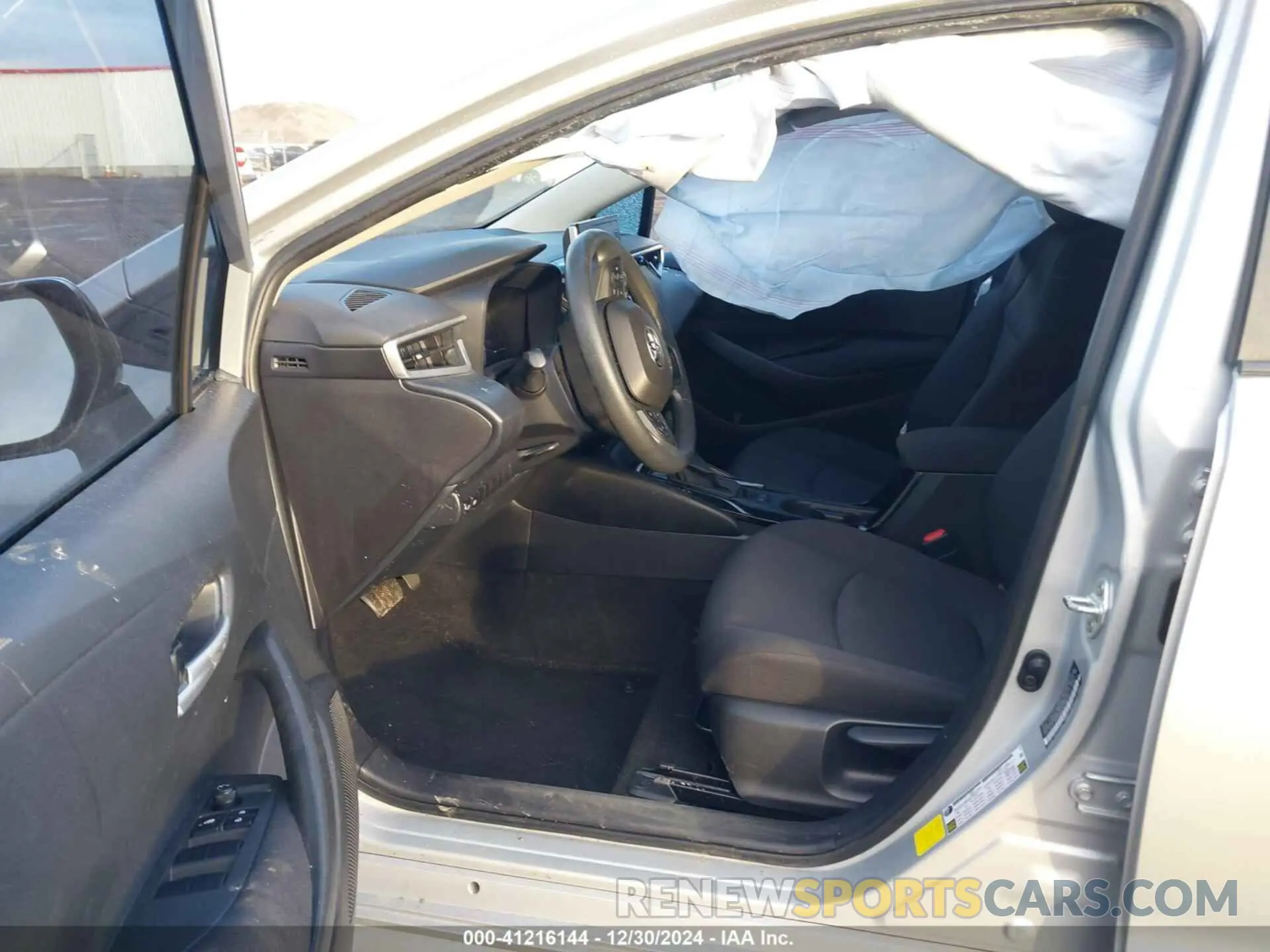 5 fotografías del automóvil dañado 5YFEPRAEXLP090901 TOYOTA COROLLA 2020