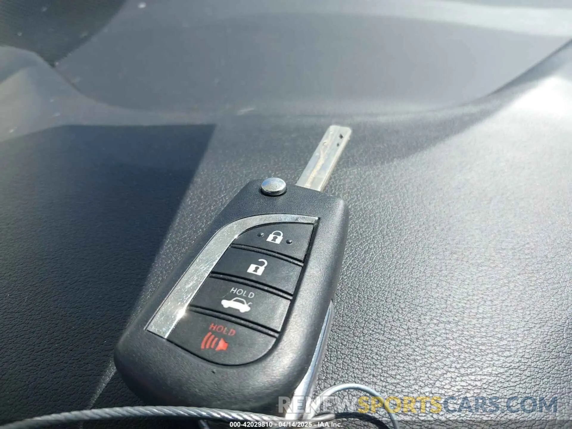 11 fotografías del automóvil dañado 5YFEPRAEXLP091997 TOYOTA COROLLA 2020