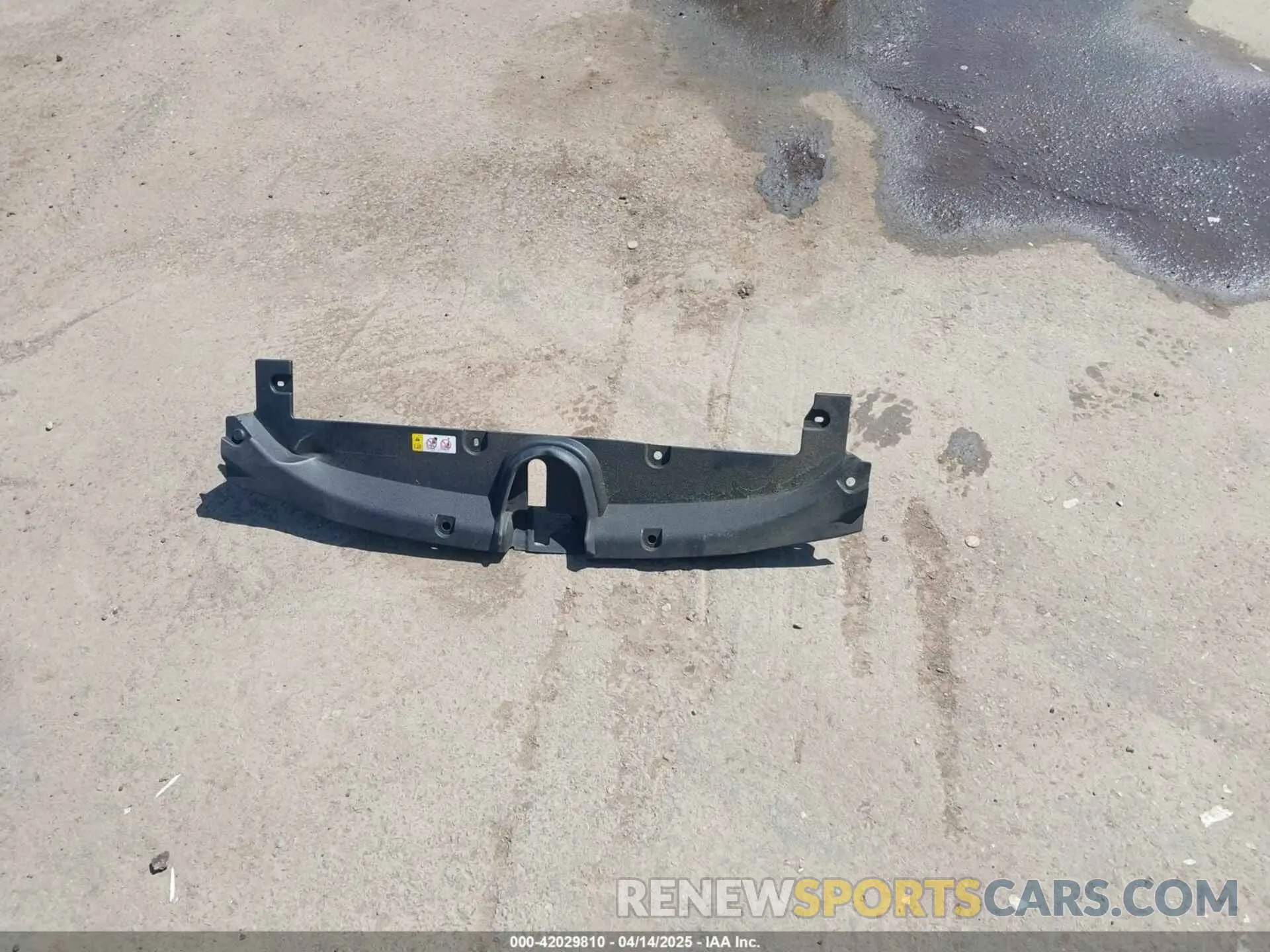 12 fotografías del automóvil dañado 5YFEPRAEXLP091997 TOYOTA COROLLA 2020
