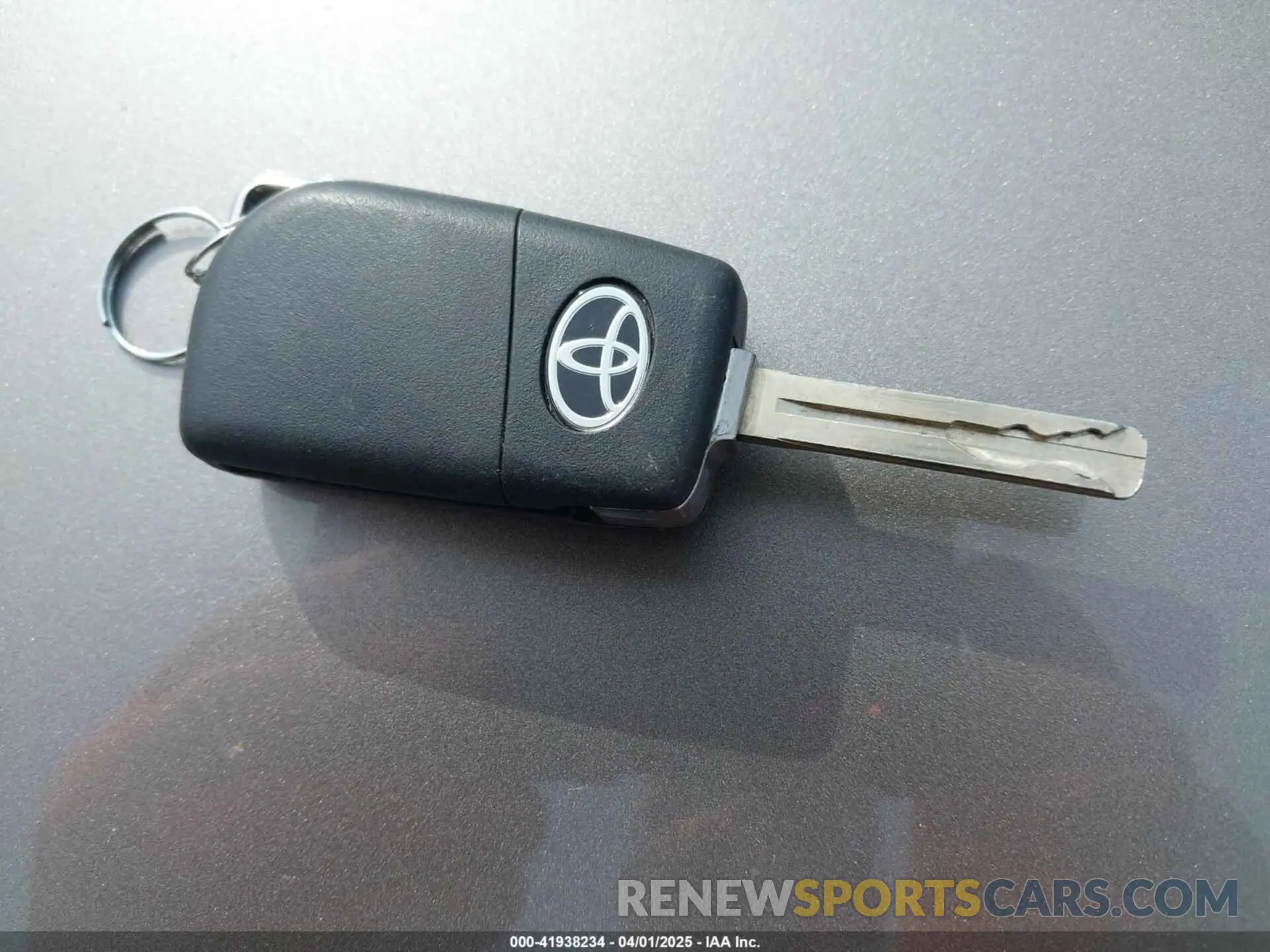 11 fotografías del automóvil dañado 5YFEPRAEXLP103873 TOYOTA COROLLA 2020