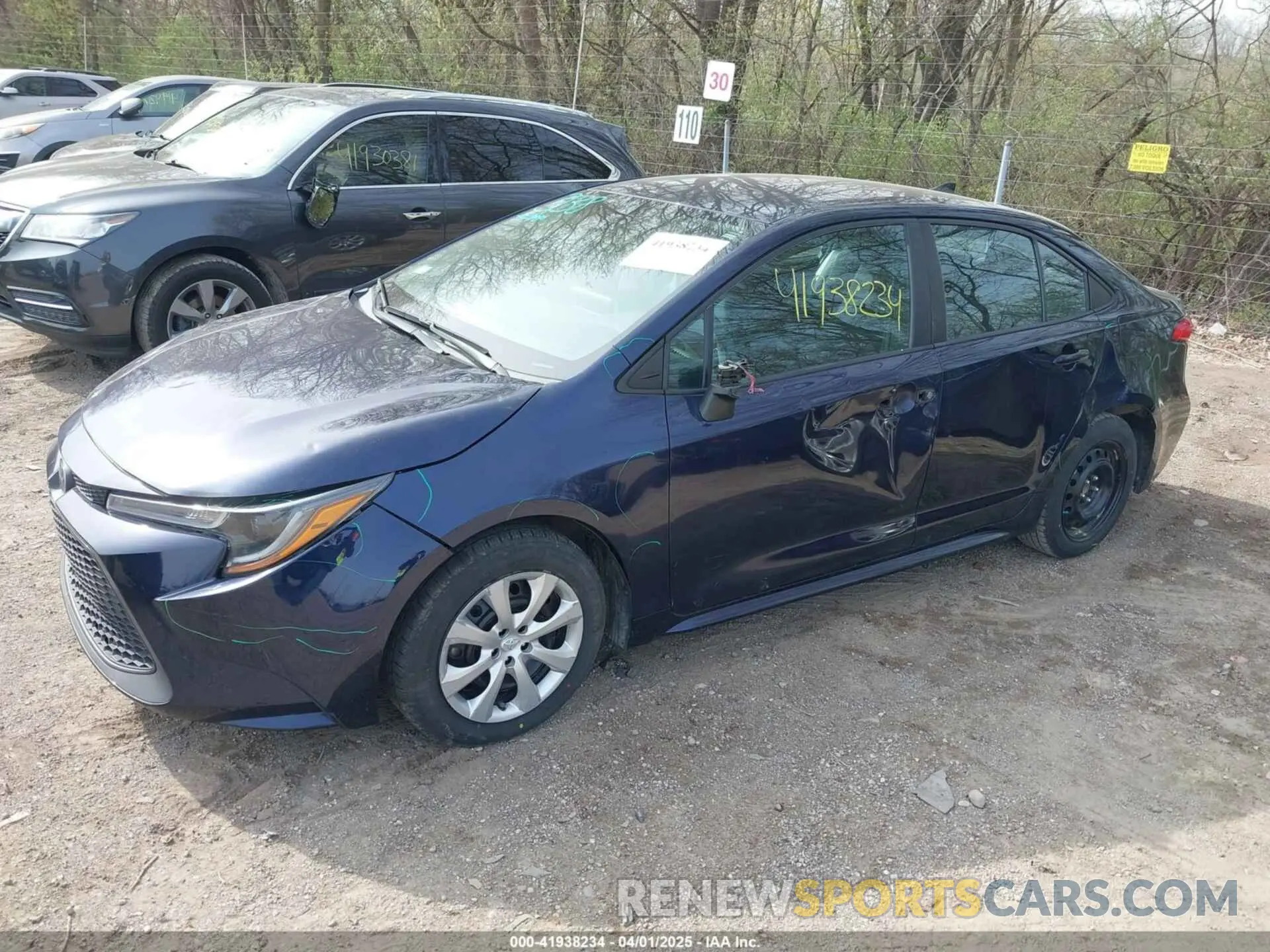 2 fotografías del automóvil dañado 5YFEPRAEXLP103873 TOYOTA COROLLA 2020