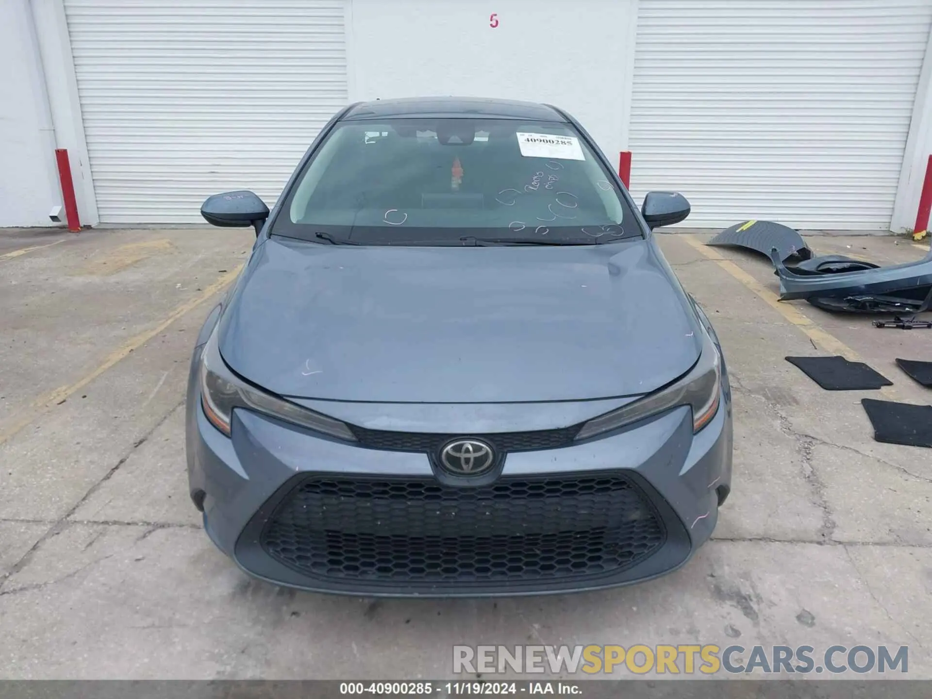 13 fotografías del automóvil dañado 5YFEPRAEXLP110192 TOYOTA COROLLA 2020