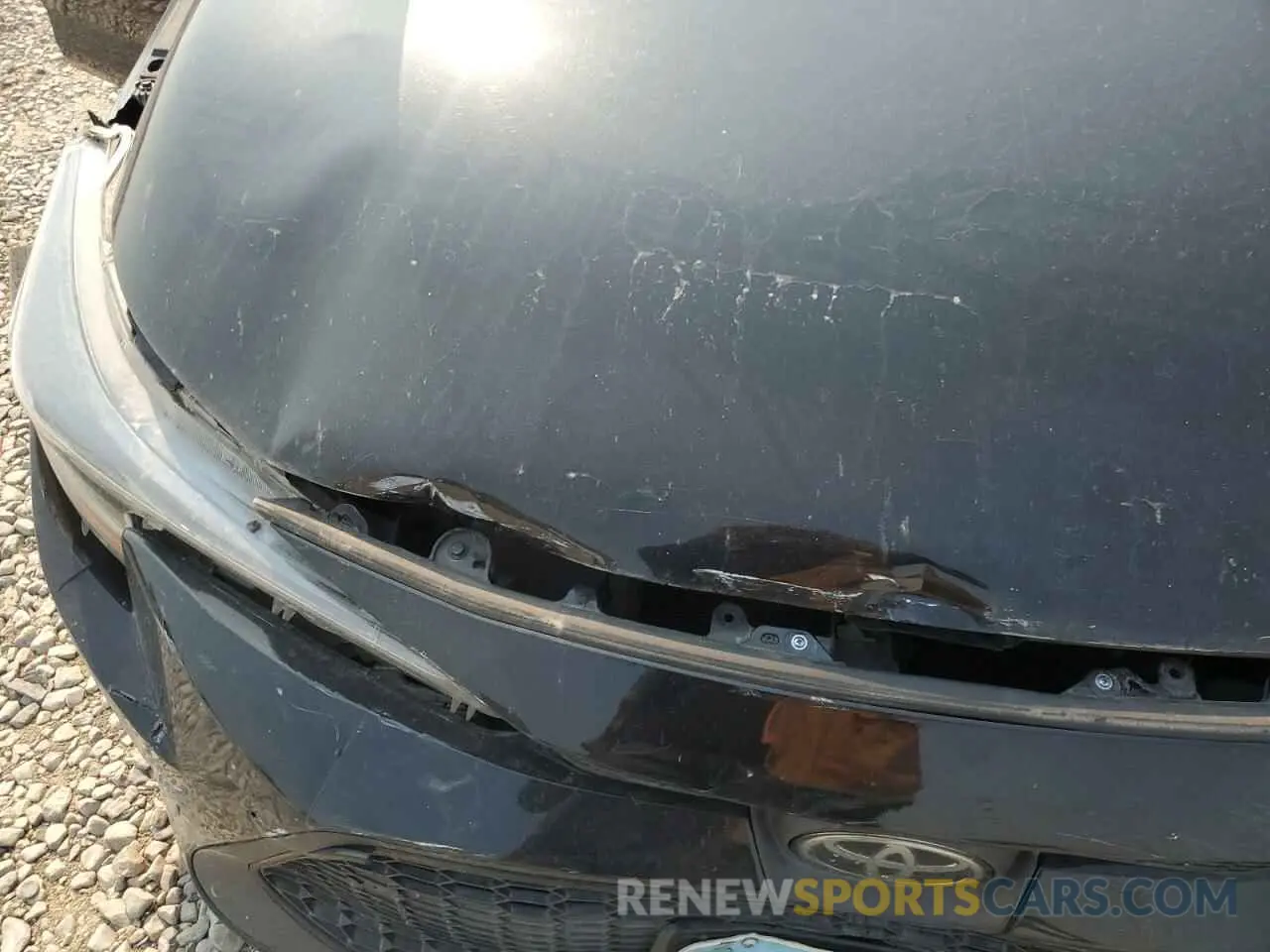 11 fotografías del automóvil dañado 5YFEPRAEXLP111469 TOYOTA COROLLA 2020
