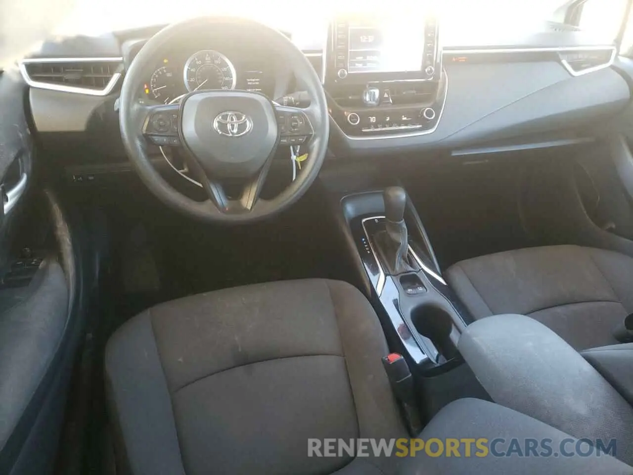 8 fotografías del automóvil dañado 5YFEPRAEXLP117143 TOYOTA COROLLA 2020