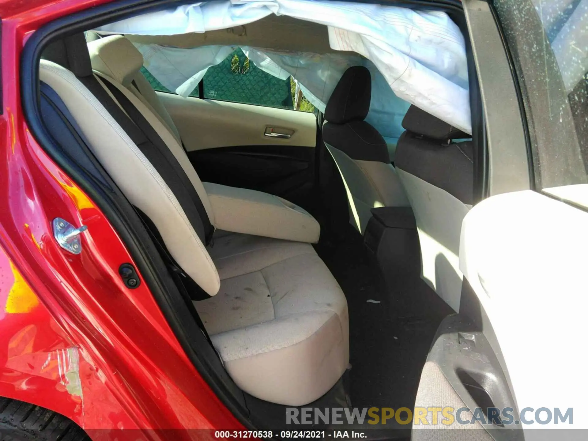 8 fotografías del automóvil dañado 5YFEPRAEXLP123136 TOYOTA COROLLA 2020