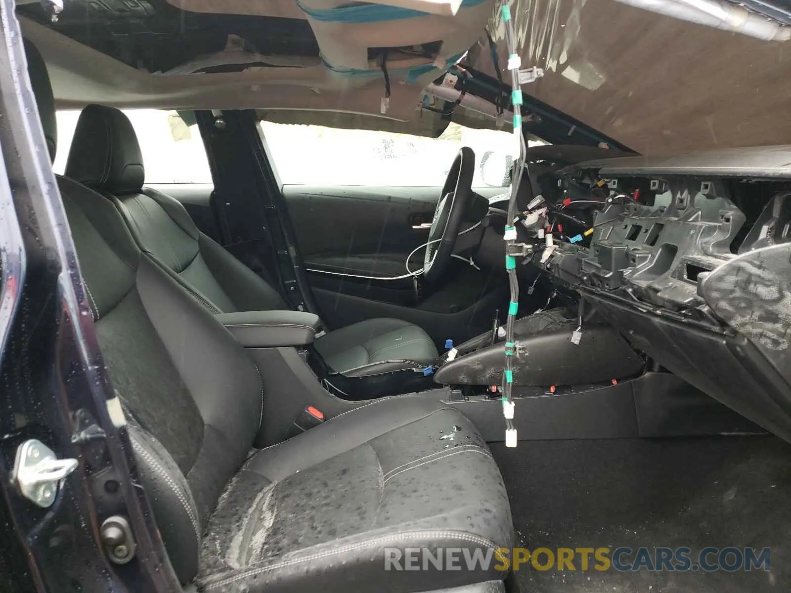 5 fotografías del automóvil dañado 5YFFPRAE0LP055174 TOYOTA COROLLA 2020