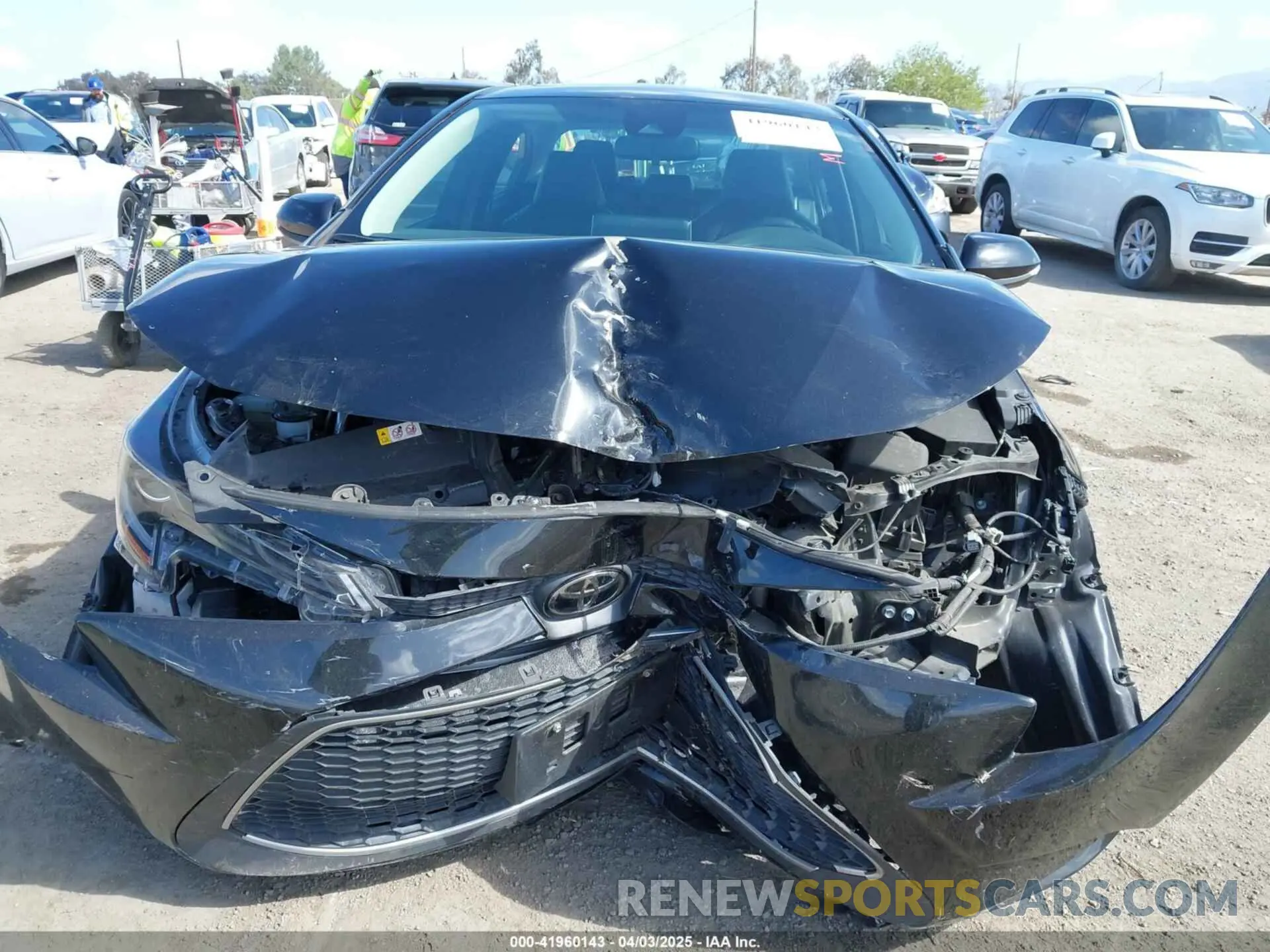 13 fotografías del automóvil dañado 5YFFPRAE4LP101458 TOYOTA COROLLA 2020