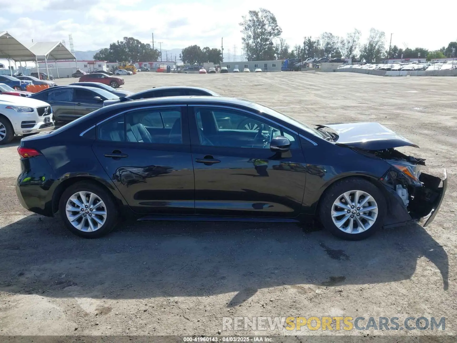 14 fotografías del automóvil dañado 5YFFPRAE4LP101458 TOYOTA COROLLA 2020