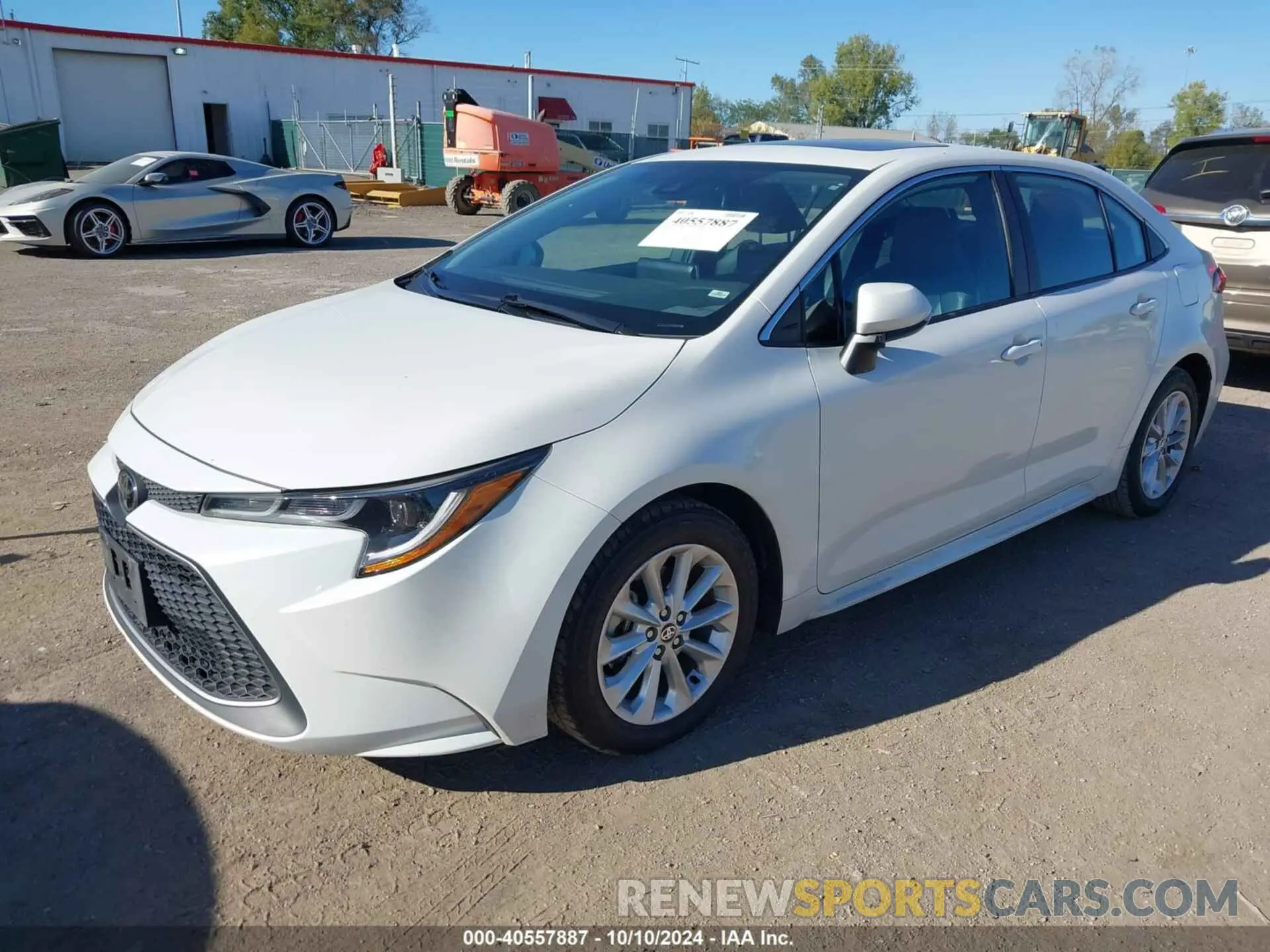 2 fotografías del automóvil dañado 5YFFPRAE5LP062038 TOYOTA COROLLA 2020