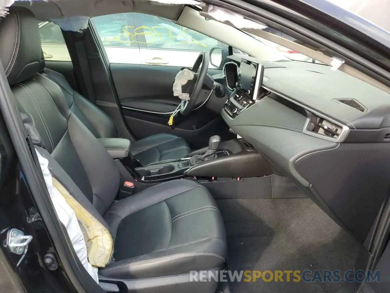 5 fotografías del automóvil dañado 5YFFPRAE7LP065331 TOYOTA COROLLA 2020