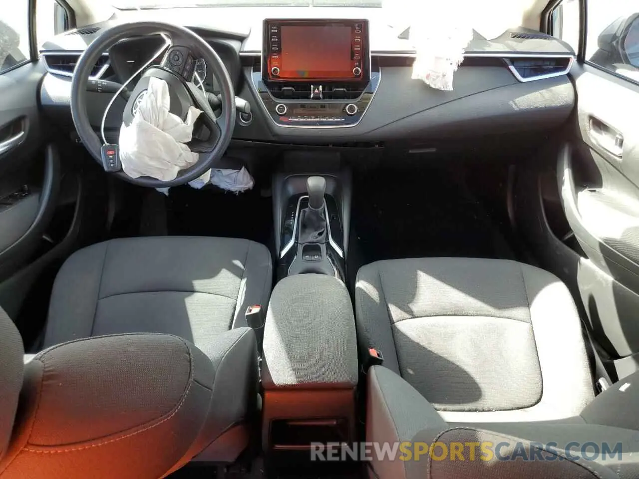8 fotografías del automóvil dañado 5YFHPRAE0LP051912 TOYOTA COROLLA 2020