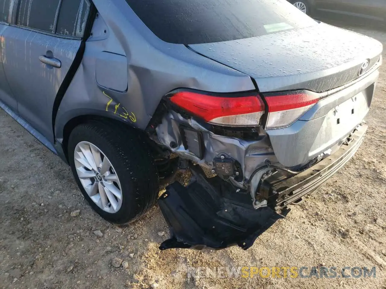 9 fotografías del automóvil dañado 5YFHPRAE5LP017030 TOYOTA COROLLA 2020