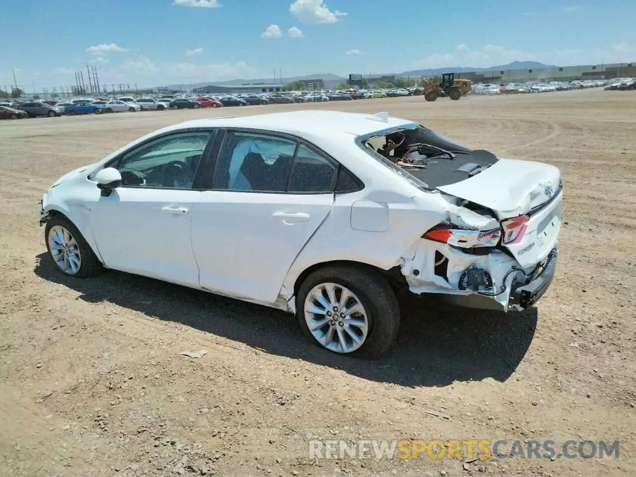 2 fotografías del automóvil dañado 5YFHPRAE5LP136230 TOYOTA COROLLA 2020