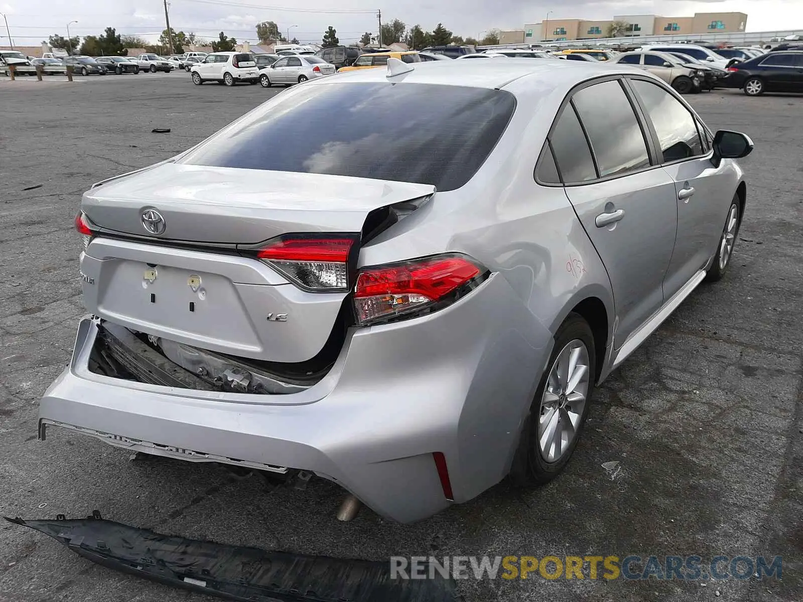 4 fotografías del automóvil dañado 5YFHPRAE7LP127755 TOYOTA COROLLA 2020