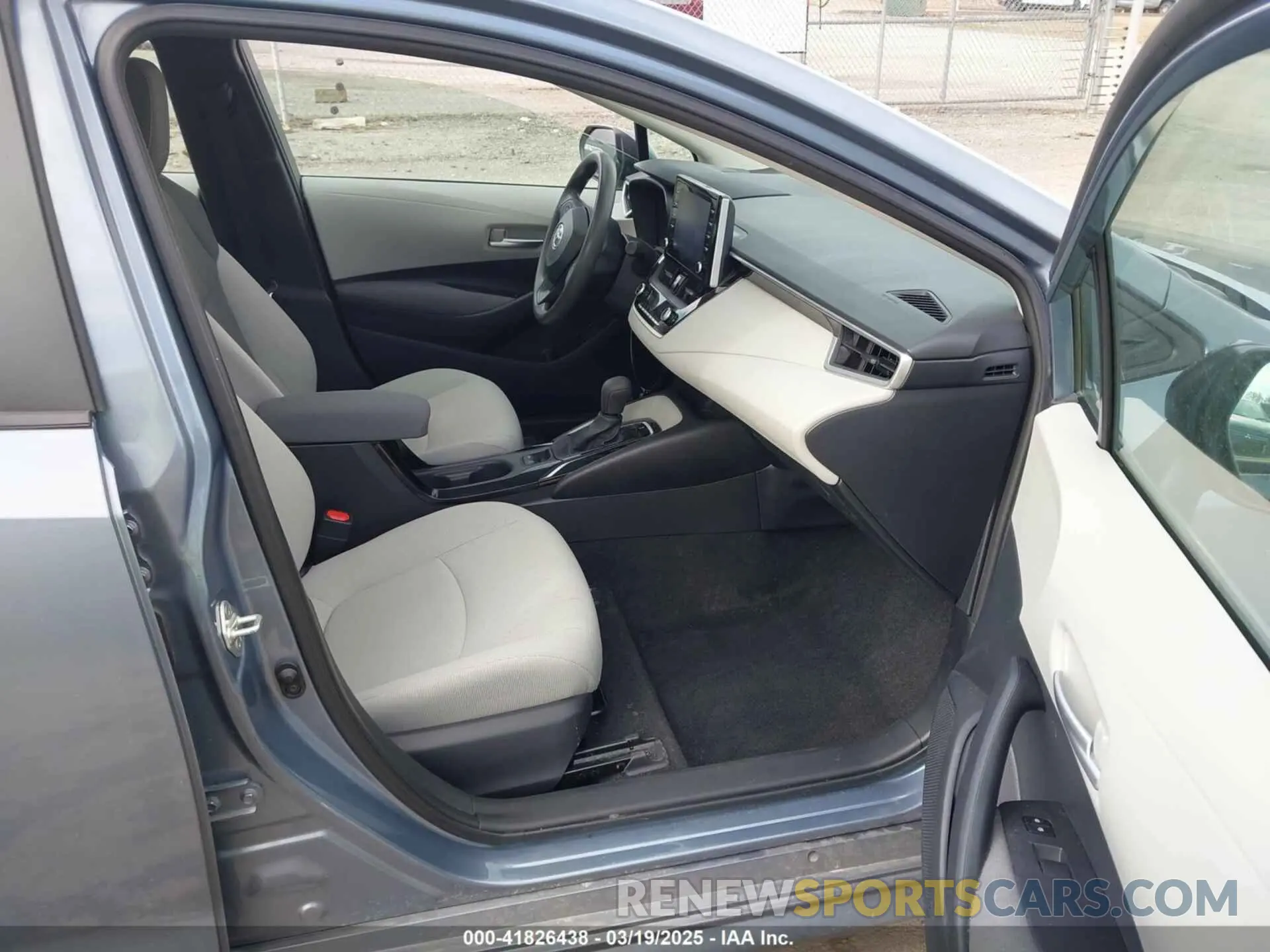 5 fotografías del automóvil dañado 5YFHPRAE8LP012839 TOYOTA COROLLA 2020