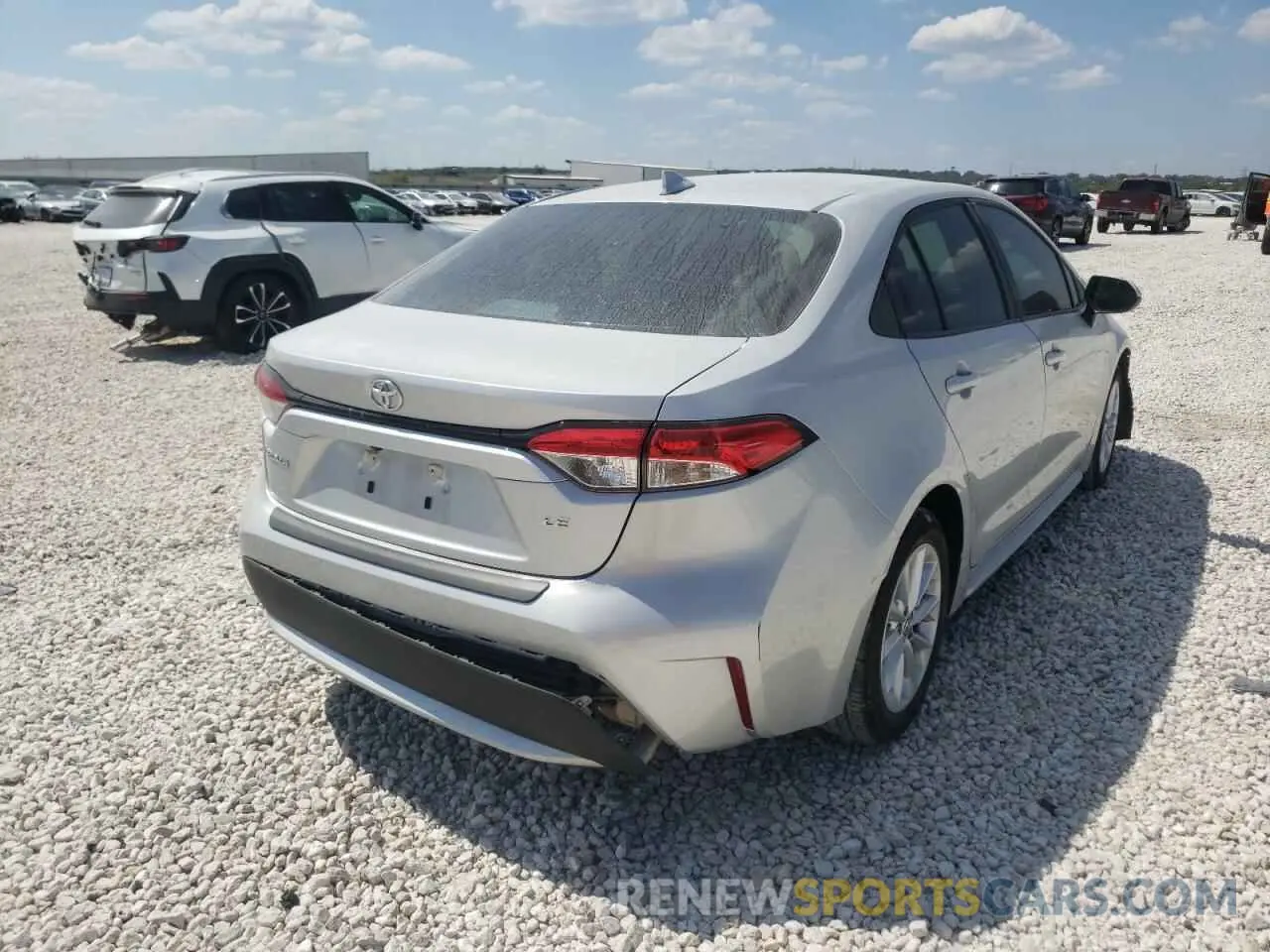 4 fotografías del automóvil dañado 5YFHPRAEXLP033904 TOYOTA COROLLA 2020